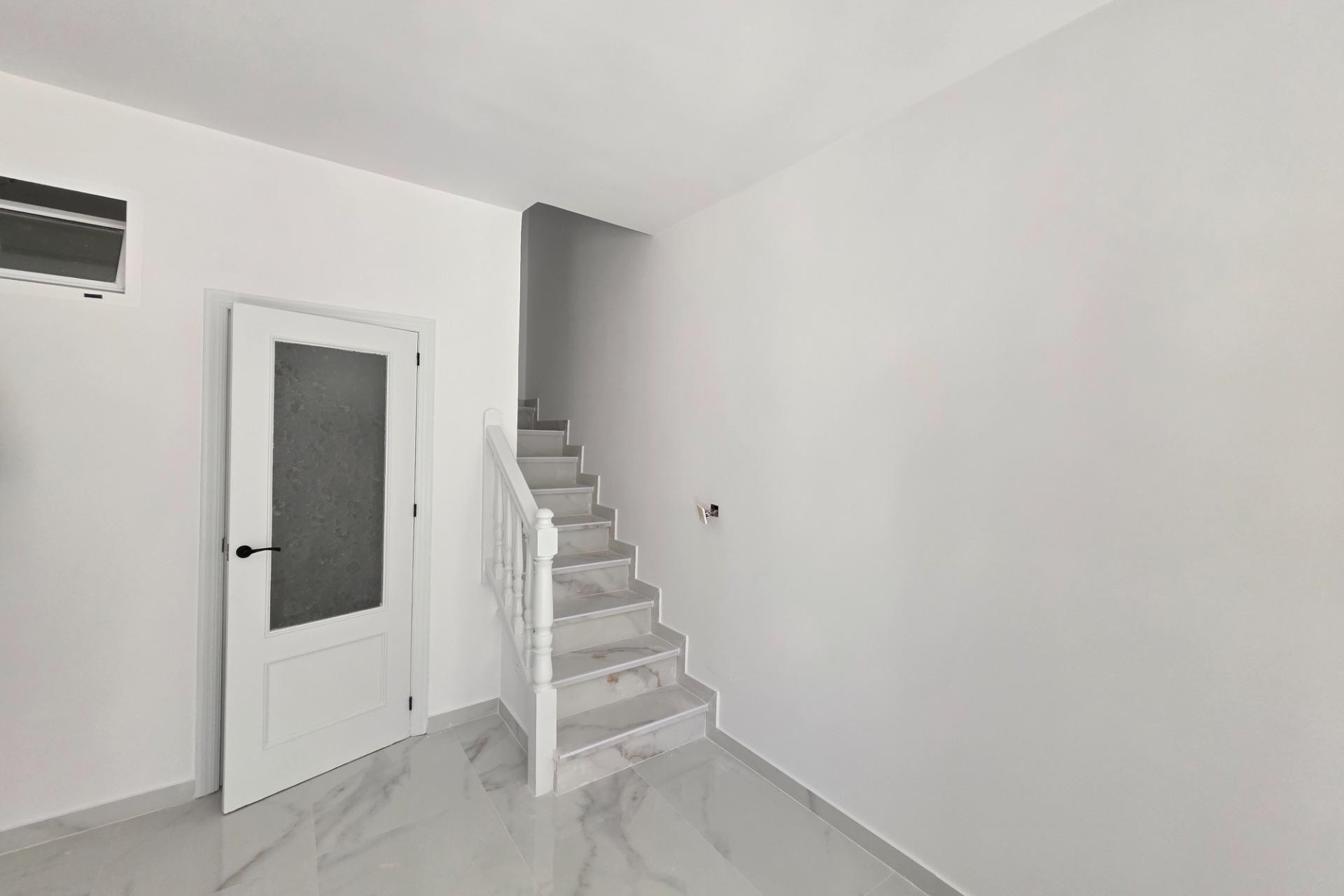 Återförsäljning - Duplex -
Torrevieja - Torretas