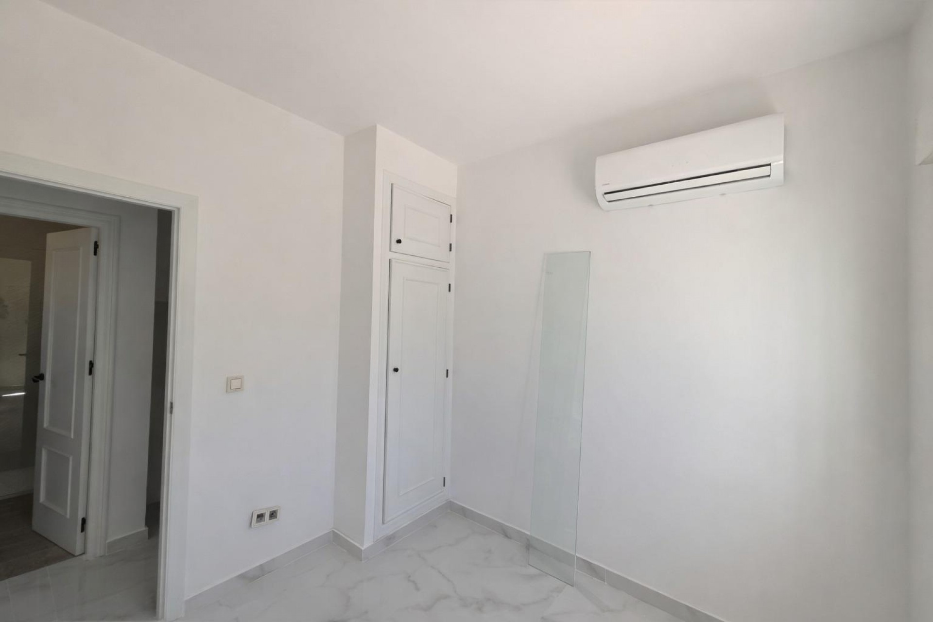 Återförsäljning - Duplex -
Torrevieja - Torretas