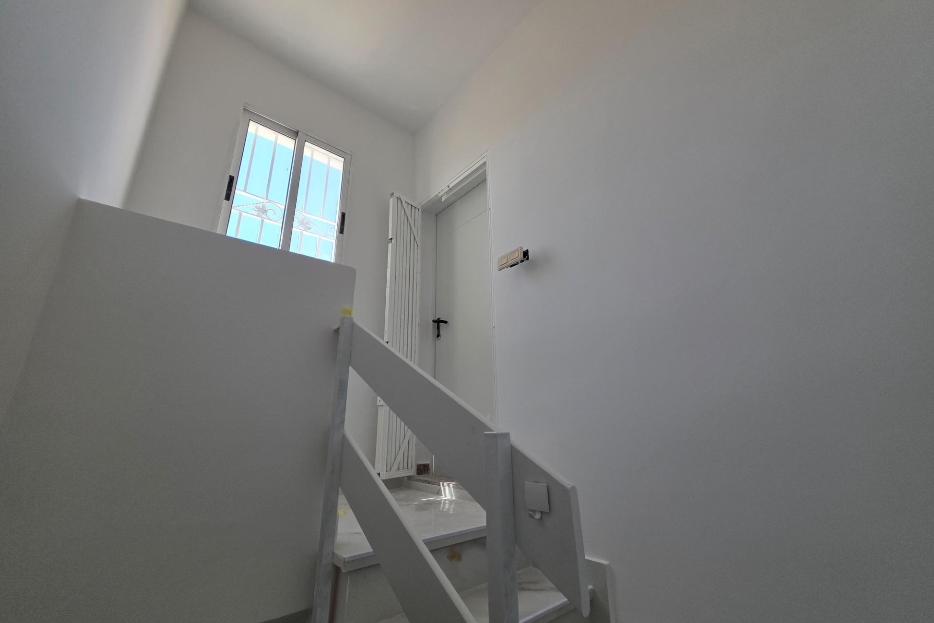 Återförsäljning - Duplex -
Torrevieja - Torretas