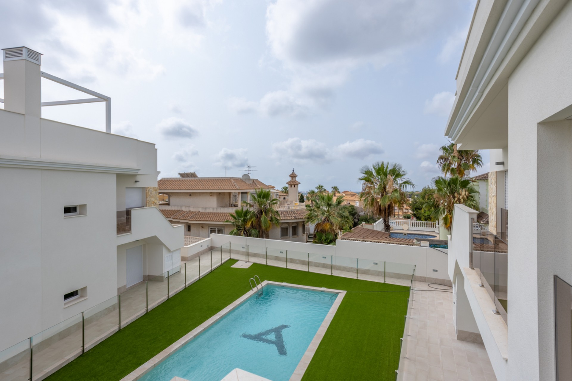 Återförsäljning - Penthouse Penthouse -
Villamartin - Costa Blanca