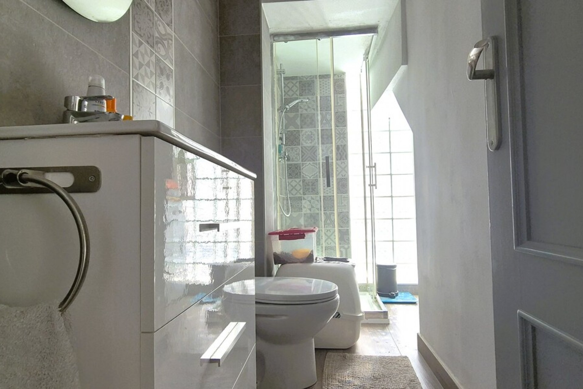 Återförsäljning - Quad House -
El Galan - Inland