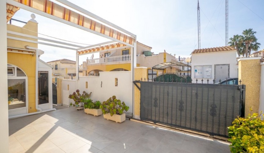 Återförsäljning - Quad House Penthouse -
Orihuela Costa - Serena 5