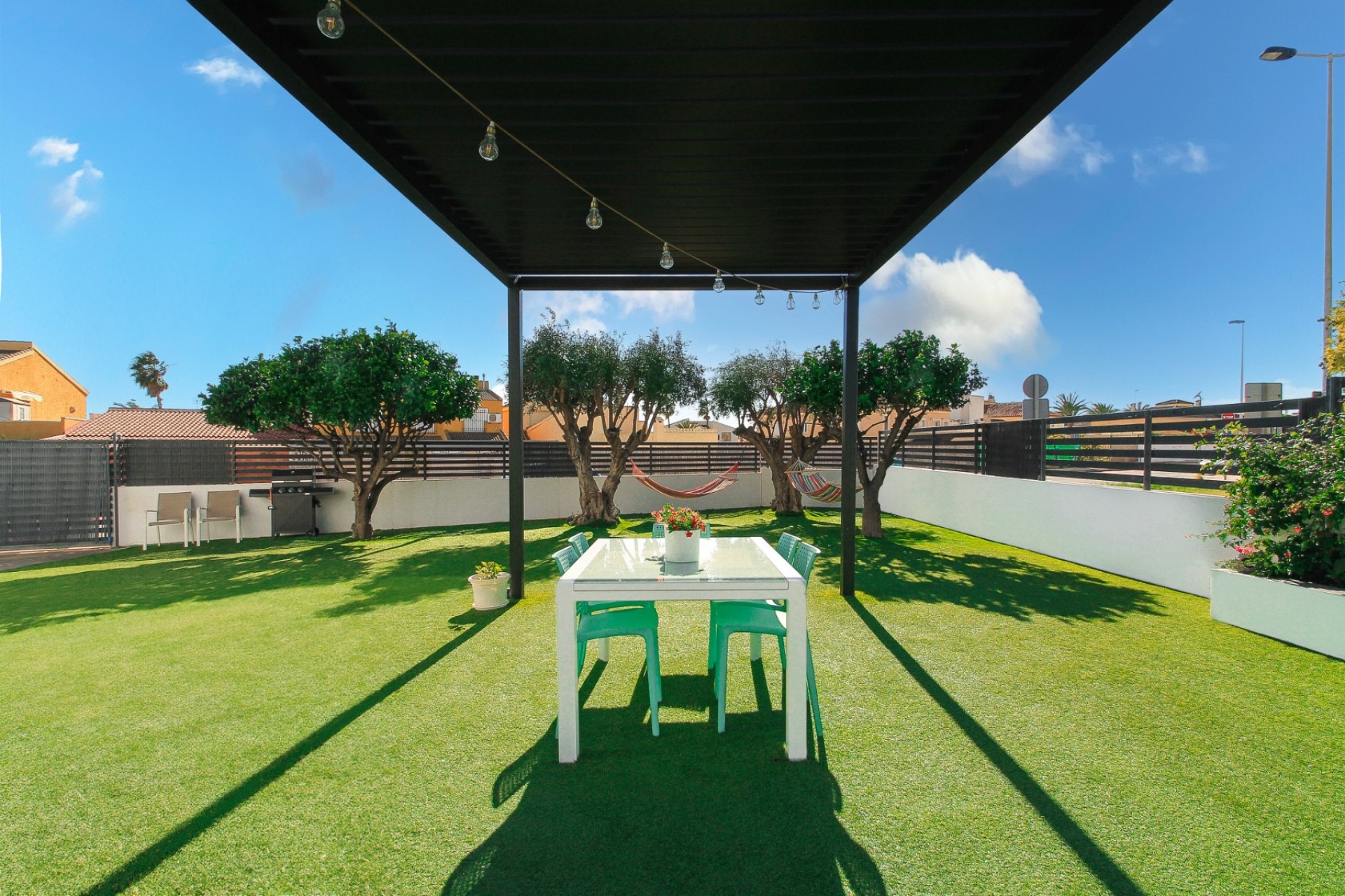 Återförsäljning - Quad House -
Torrevieja - Costa Blanca