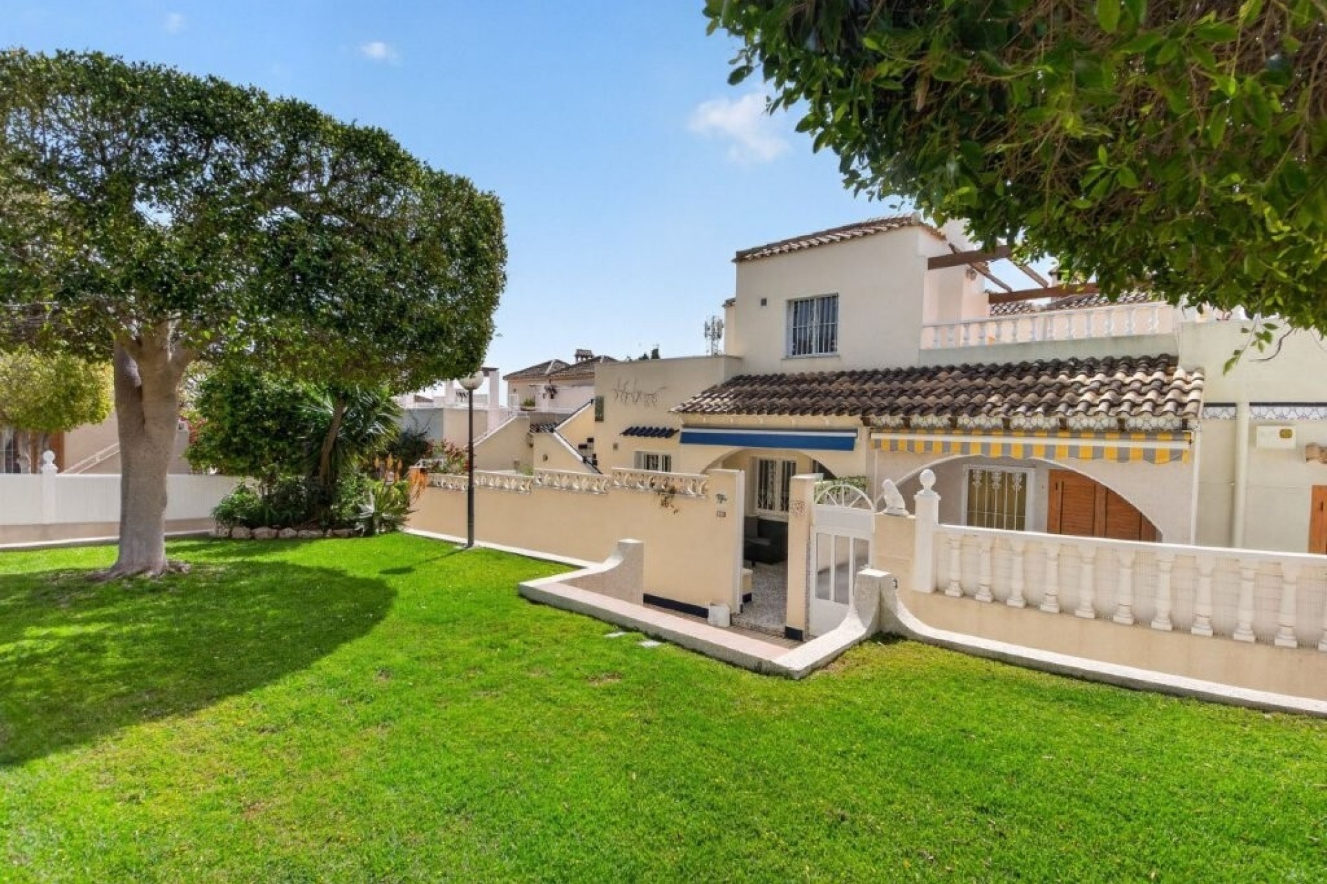 Återförsäljning - Quad House -
Torrevieja - Los Altos