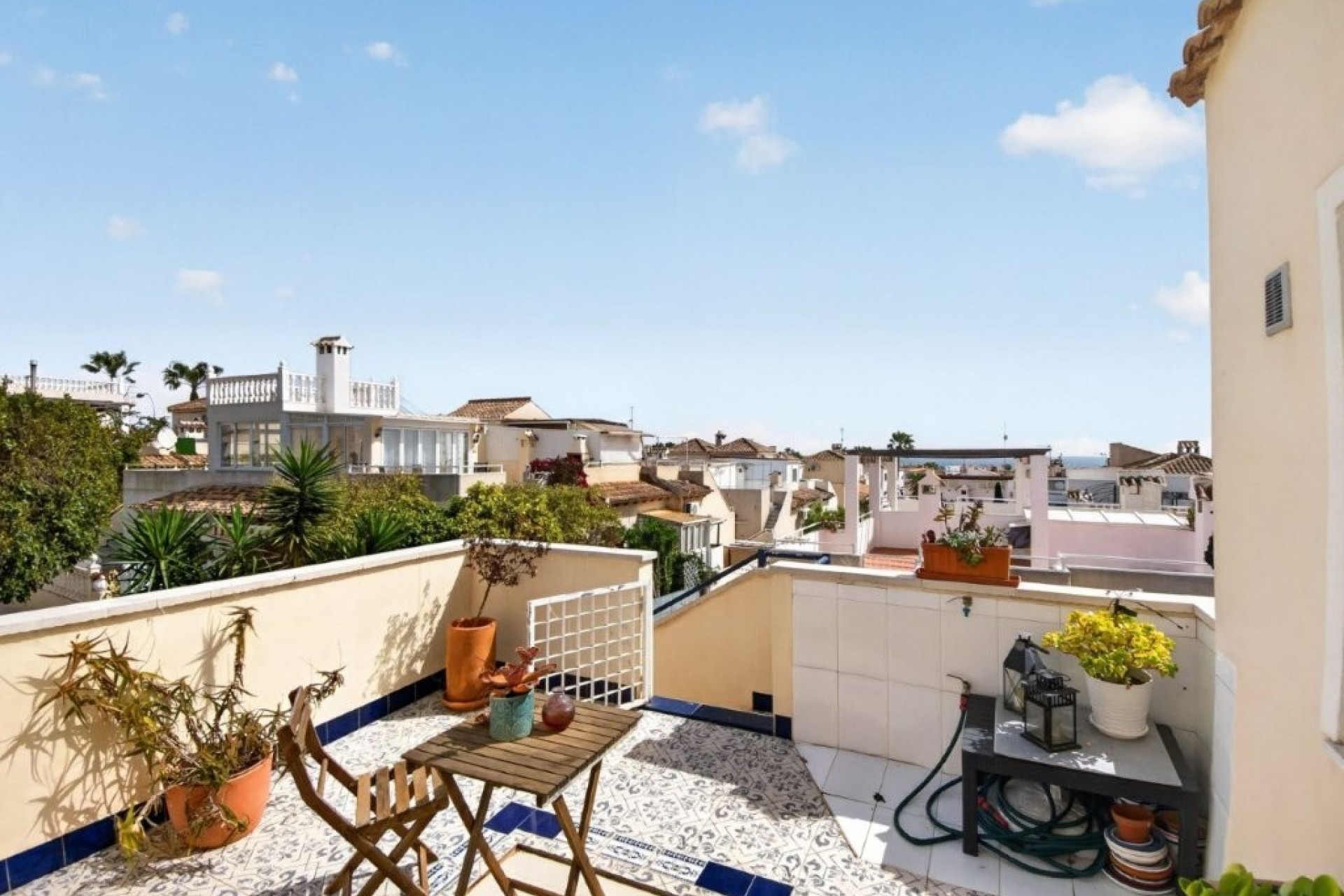 Återförsäljning - Quad House -
Torrevieja - Los Altos