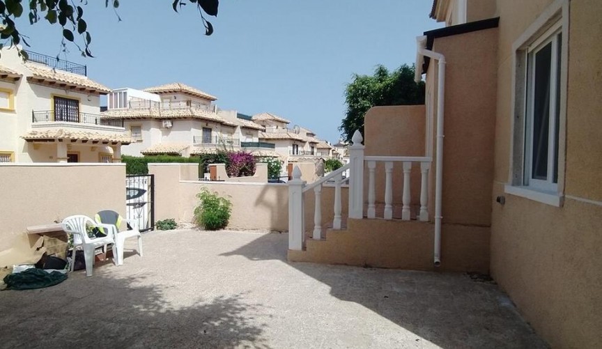 Återförsäljning - Quad Villa -
Orihuela Costa - La Zenia