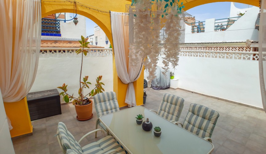 Återförsäljning - Quad Villa -
Torrevieja - Costa Blanca