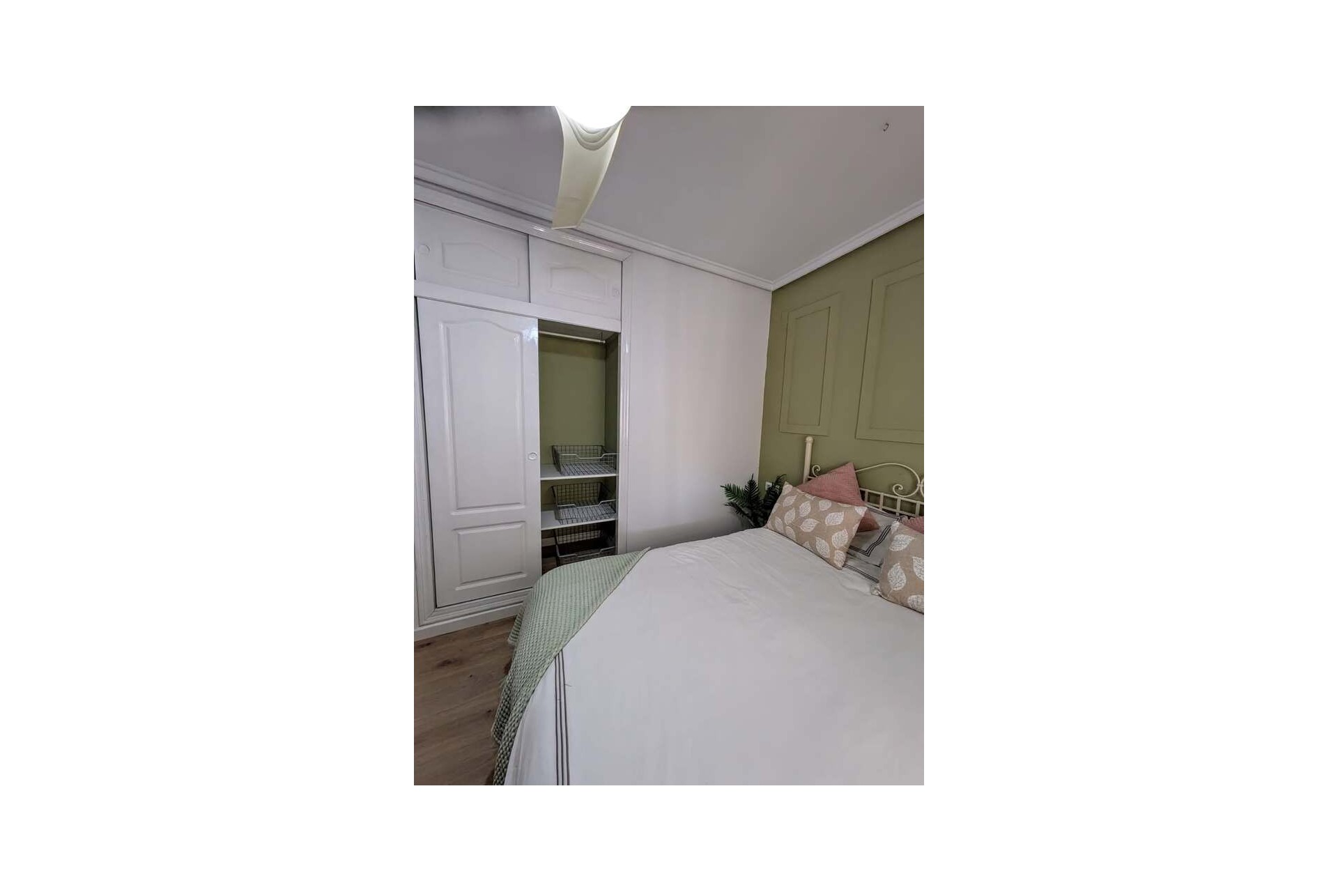 Återförsäljning - Semi Detached -
Camposol