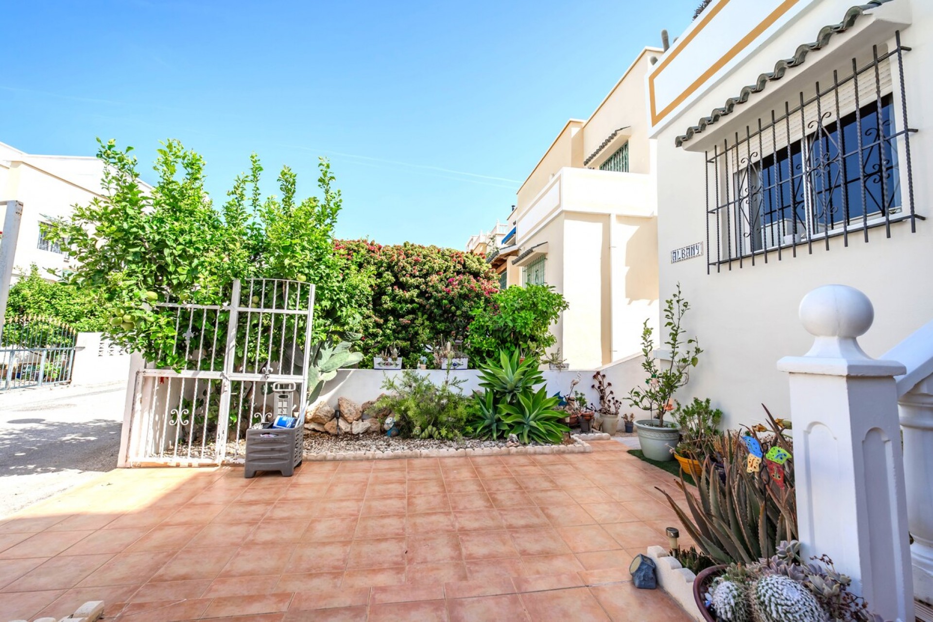 Återförsäljning - Semi Detached -
Los Altos - Res Valle de los pinos
