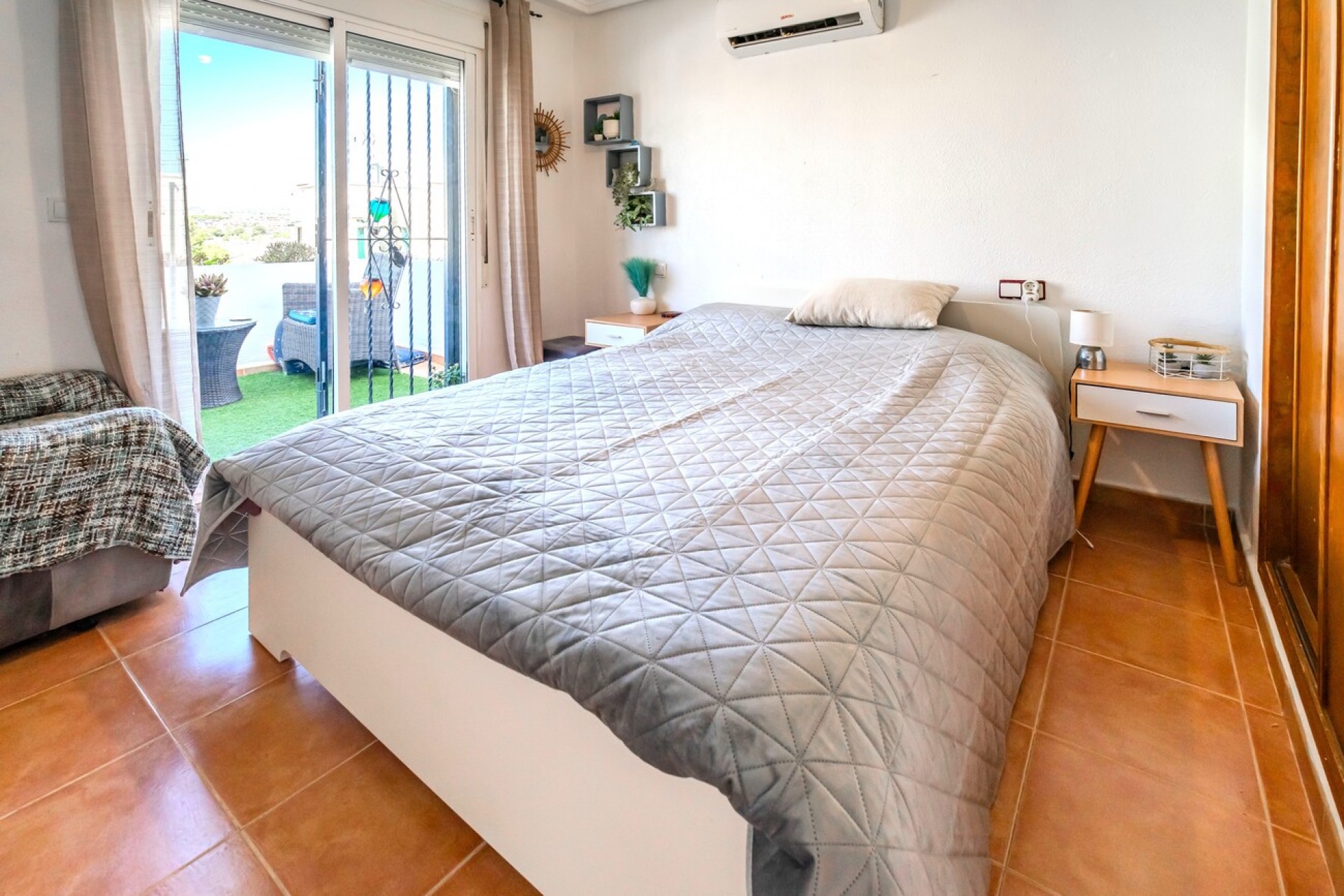 Återförsäljning - Semi Detached -
Los Altos - Res Valle de los pinos
