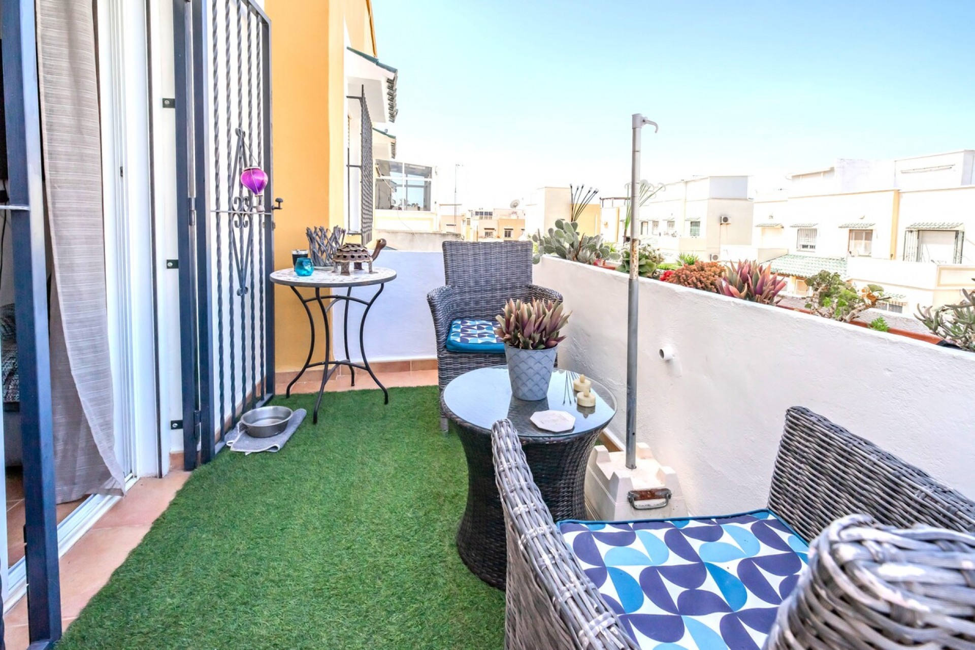 Återförsäljning - Semi Detached -
Los Altos - Res Valle de los pinos