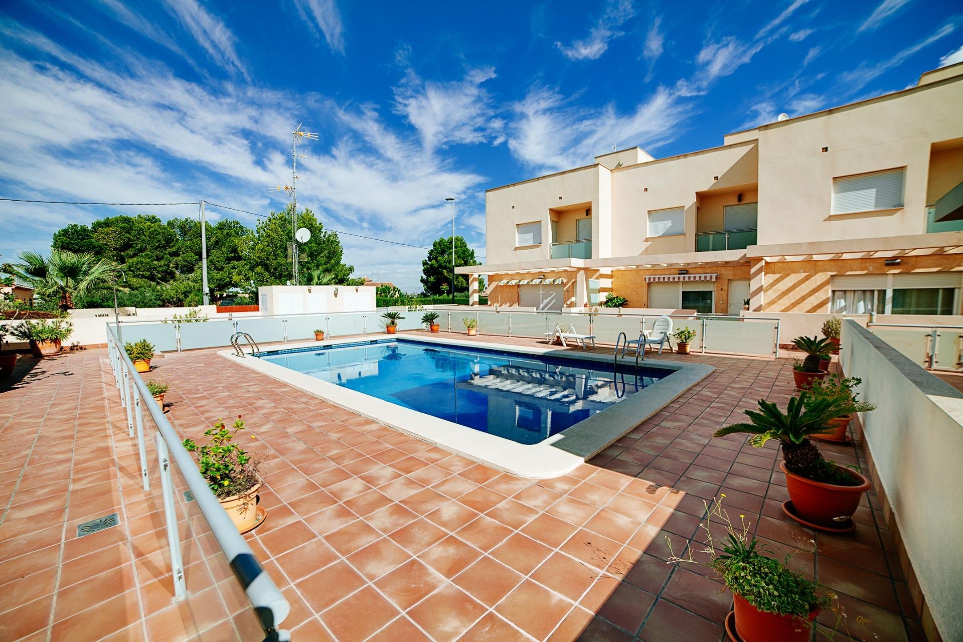 Återförsäljning - Semi Detached -
Los Montesinos - La Herrada