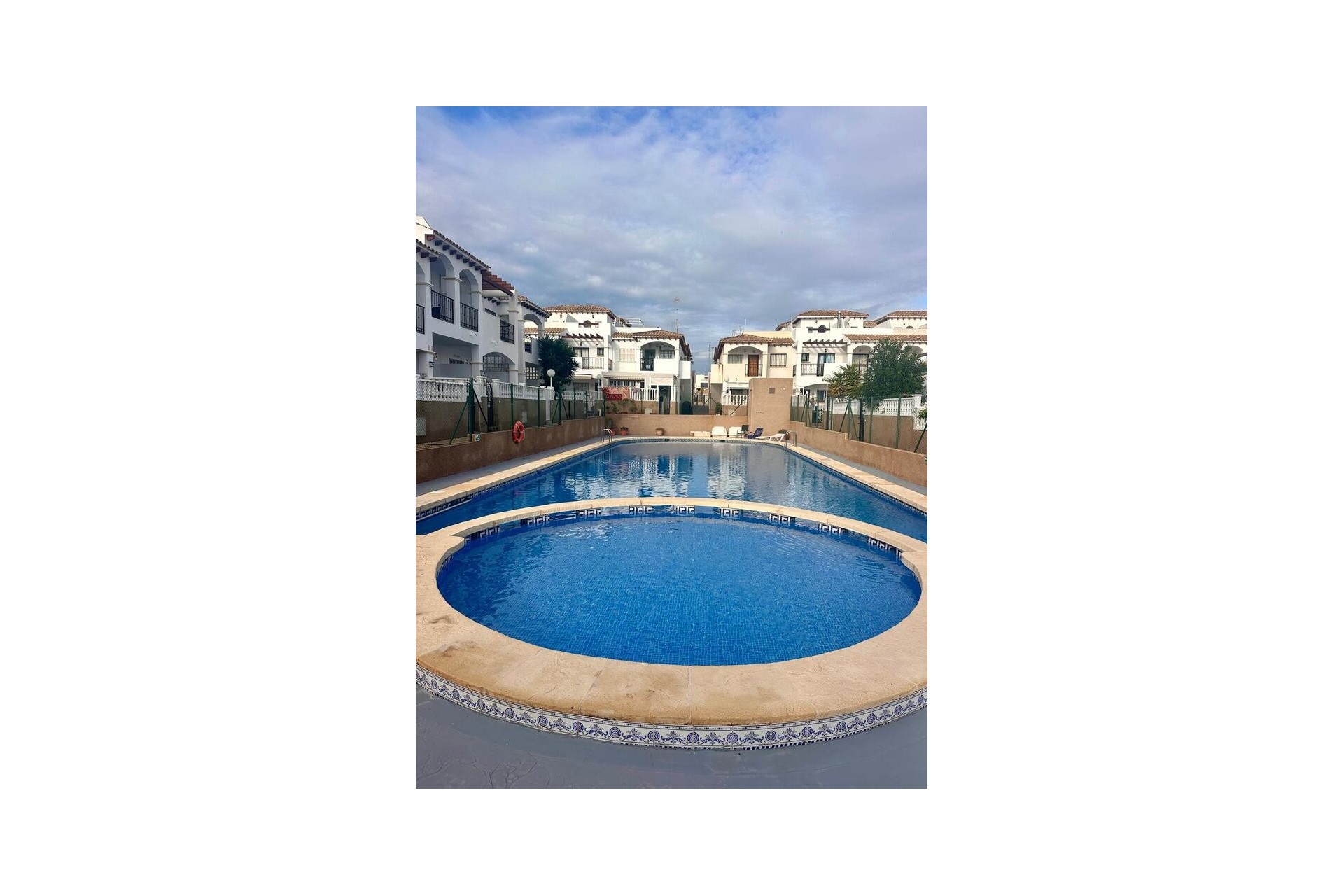 Återförsäljning - Semi Detached -
Orihuela Costa - Ciñuelica