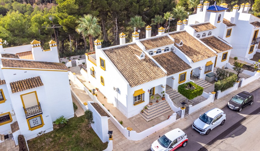 Återförsäljning - Semi Detached -
Orihuela Costa - Costa Blanca