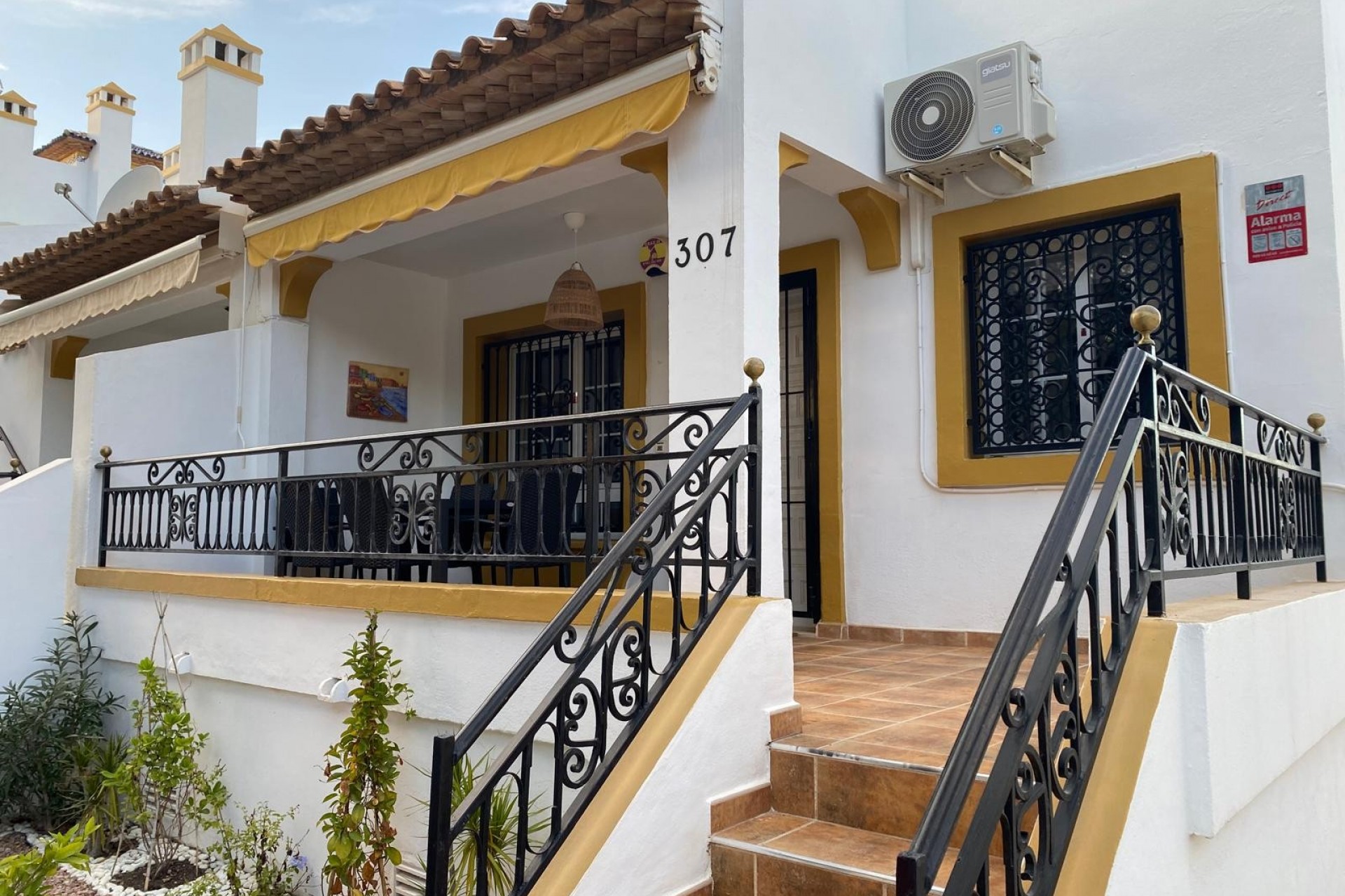 Återförsäljning - Semi Detached -
Orihuela Costa - Costa Blanca