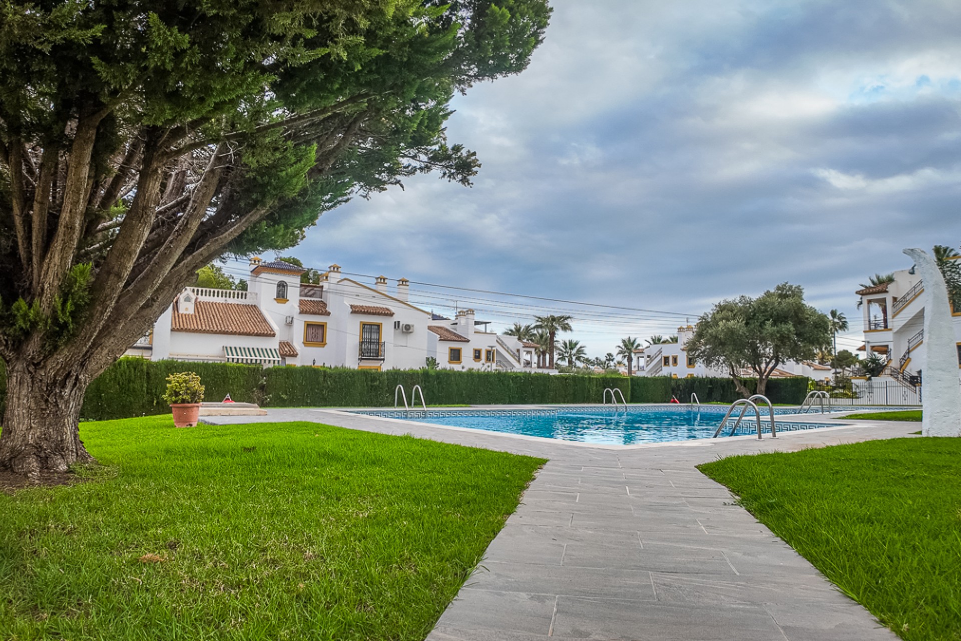 Återförsäljning - Semi Detached -
Orihuela Costa - Costa Blanca