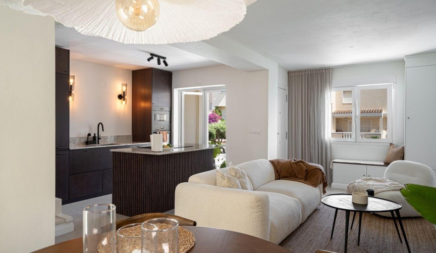 Återförsäljning - Semi Detached -
Orihuela Costa - Los Almendros-la Florida