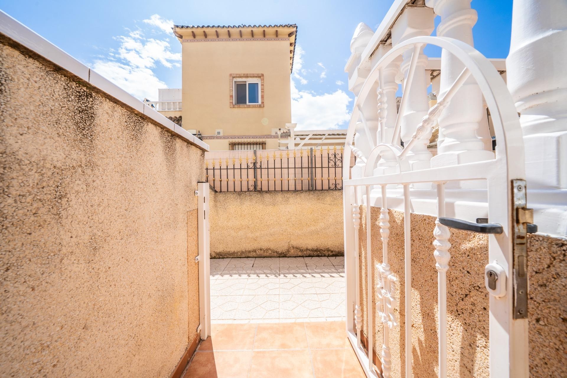 Återförsäljning - Semi Detached -
Orihuela Costa - Los Almendros-la Florida