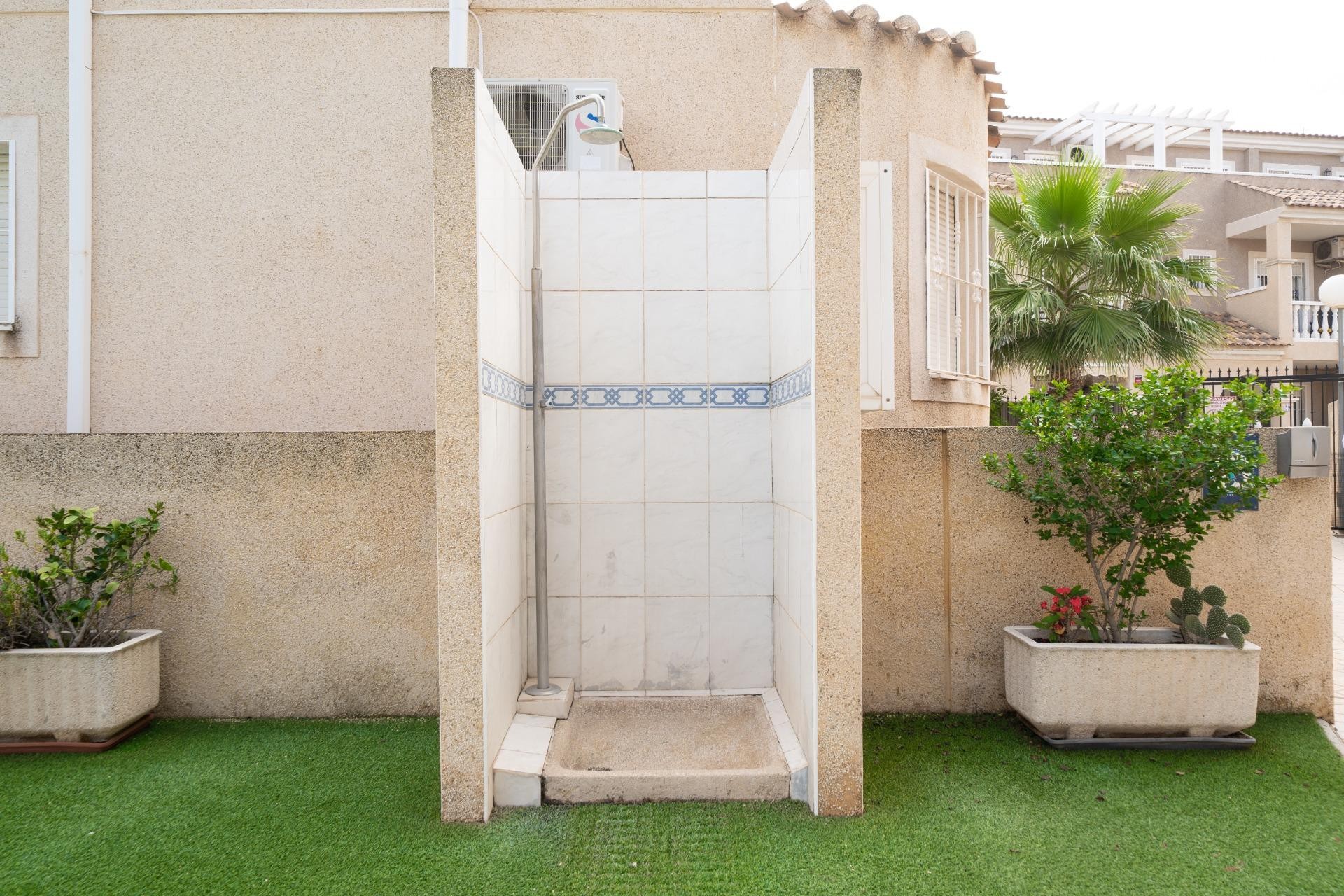 Återförsäljning - Semi Detached -
Orihuela Costa - Los Almendros-la Florida