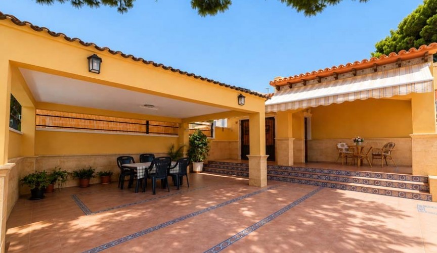 Återförsäljning - Semi Detached -
Orihuela Costa - Punta Prima