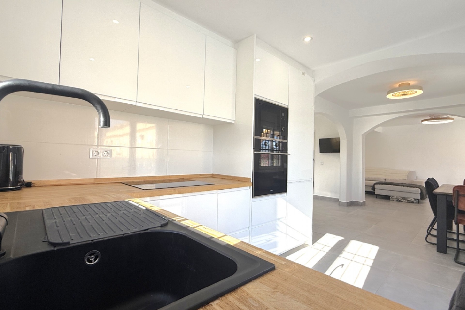 Återförsäljning - Semi Detached -
Orihuela - Inland