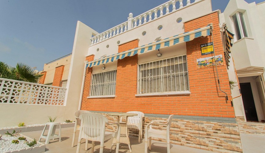 Återförsäljning - Semi Detached -
Orihuela - Urbanización Perla Del Mar