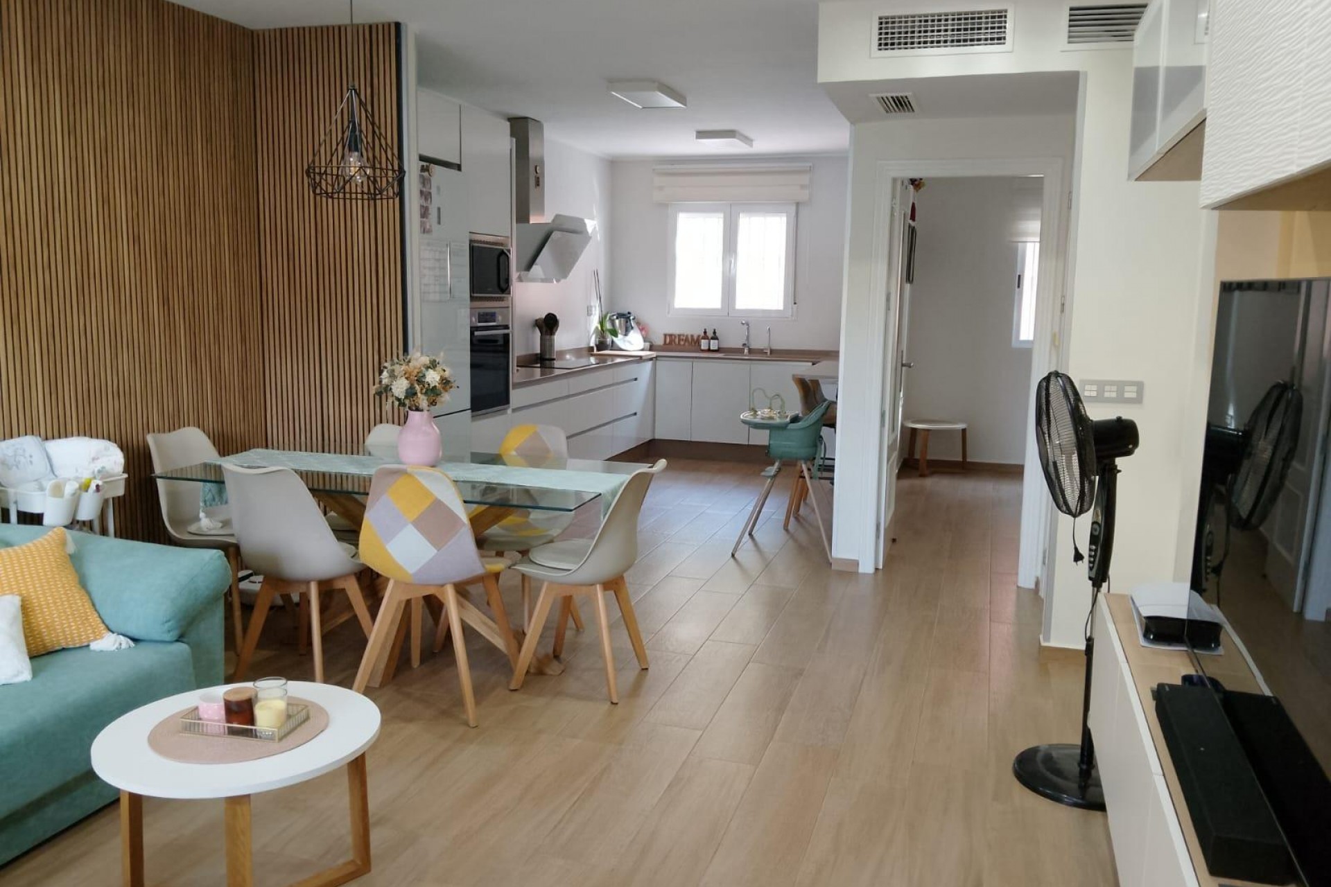 Återförsäljning - Semi Detached -
Puerto de Mazarron - Cuatro Plumas-la Cumbre