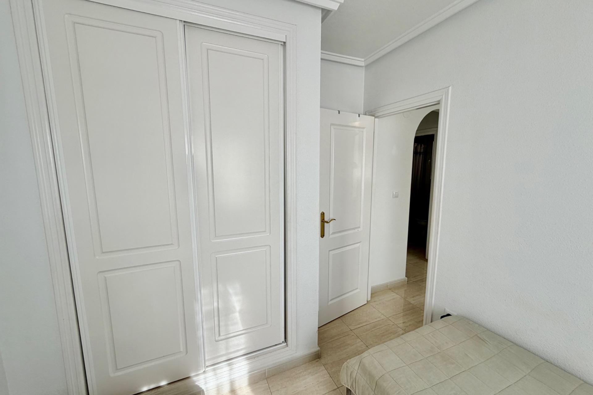 Återförsäljning - Semi Detached -
Rojales - Pueblo