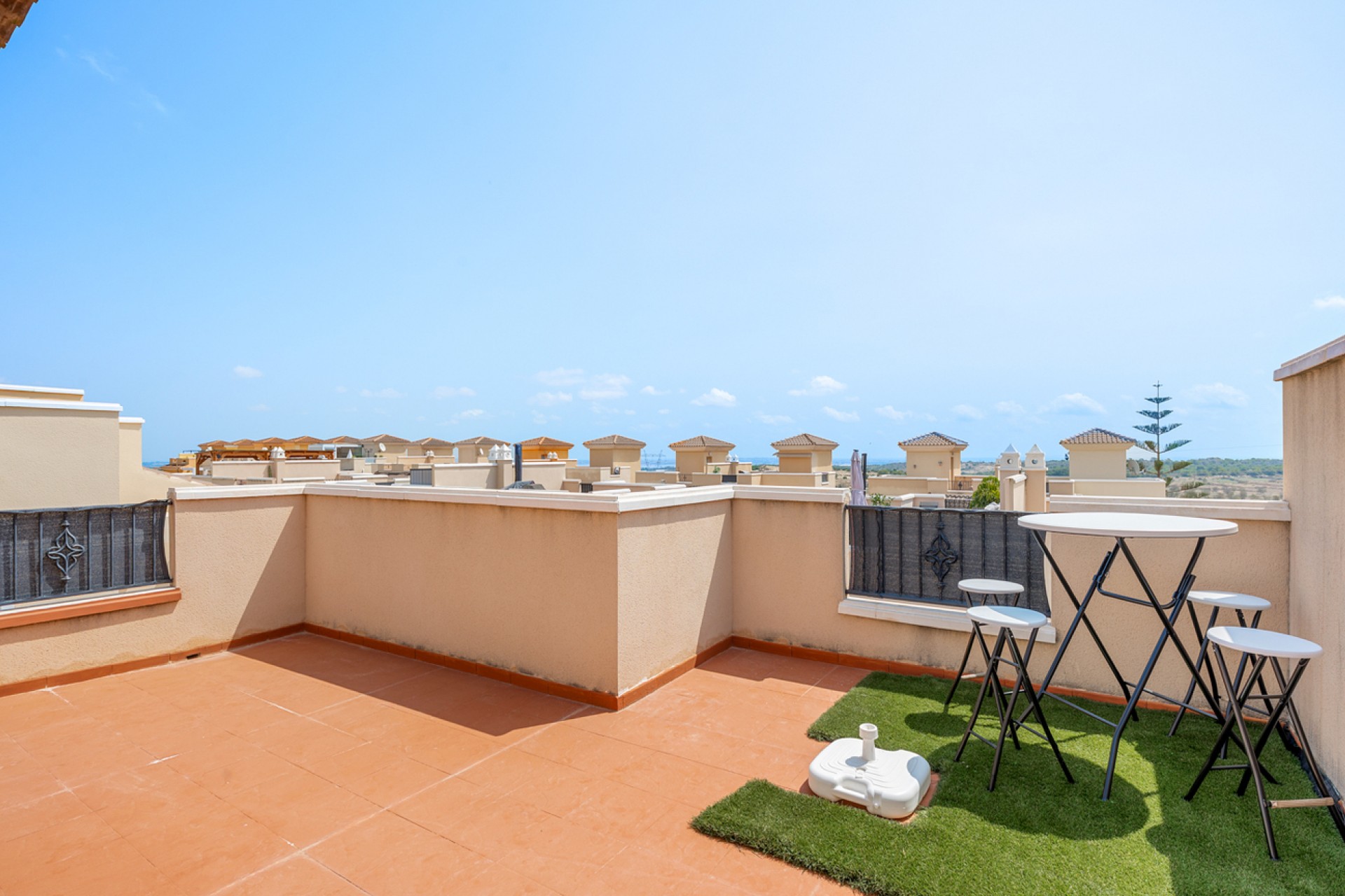 Återförsäljning - Semi Detached -
San Miguel de Salinas - Costa Blanca