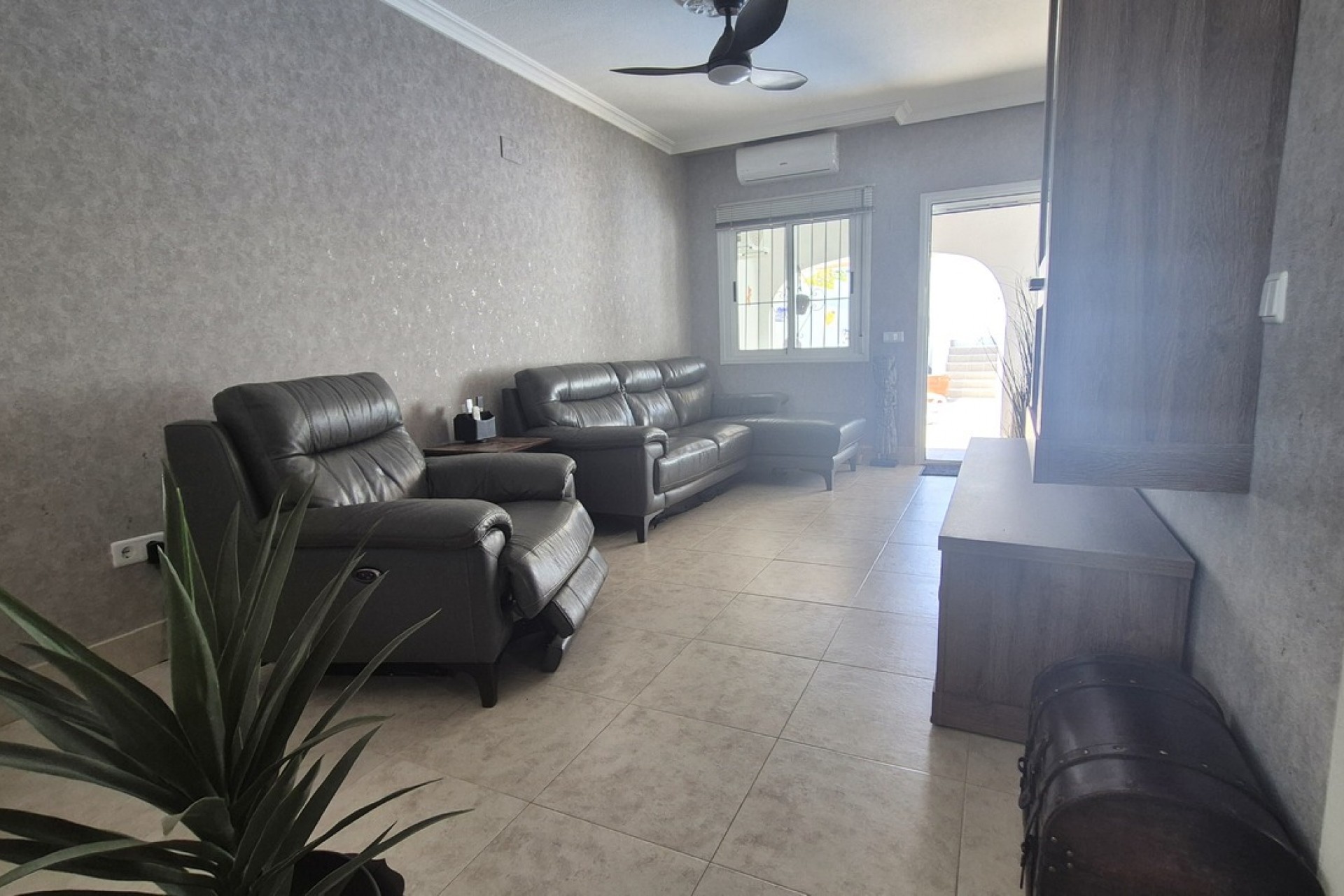 Återförsäljning - Semi Detached -
San Miguel de Salinas - Inland