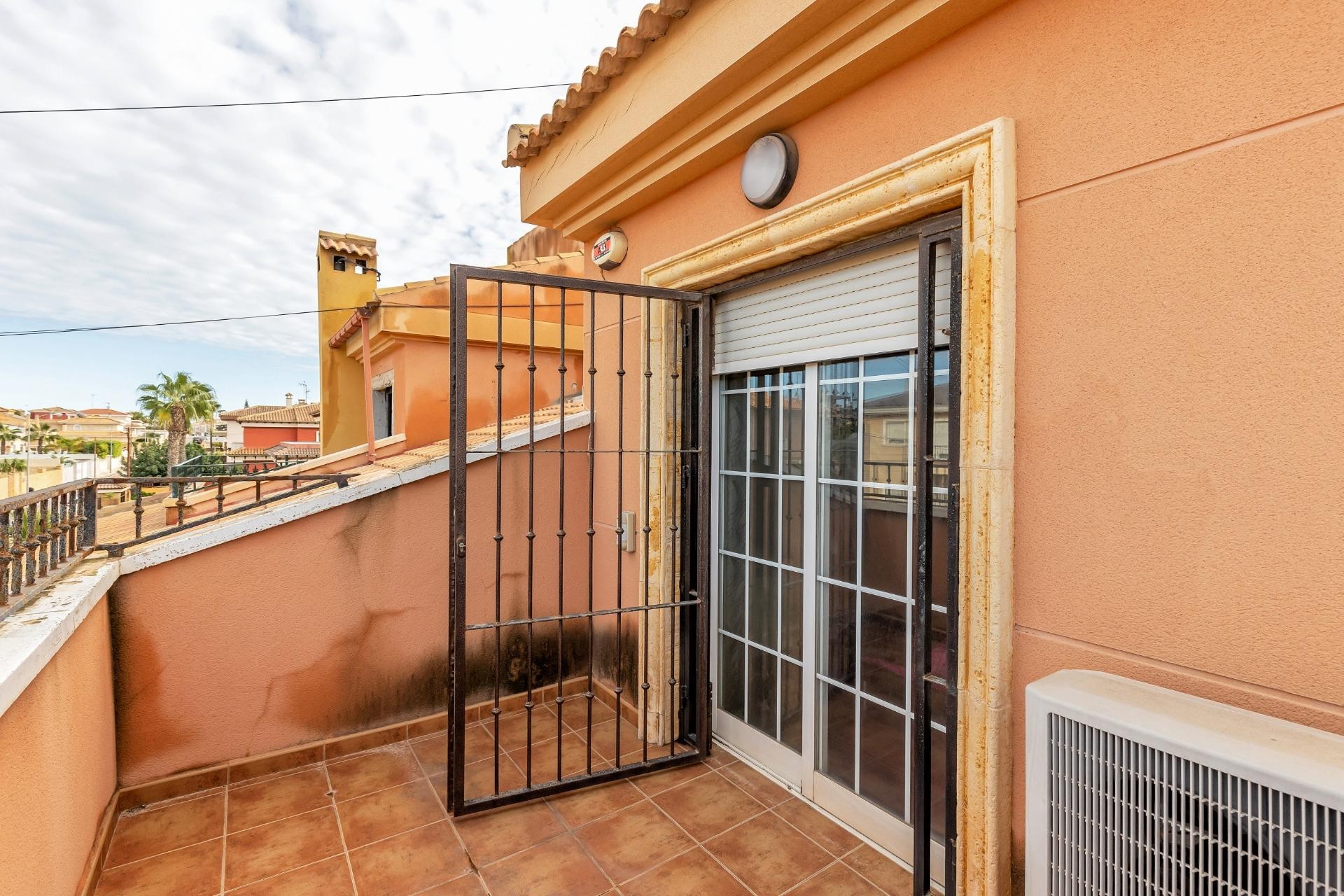 Återförsäljning - Semi Detached -
Torrevieja - aguas nuevas