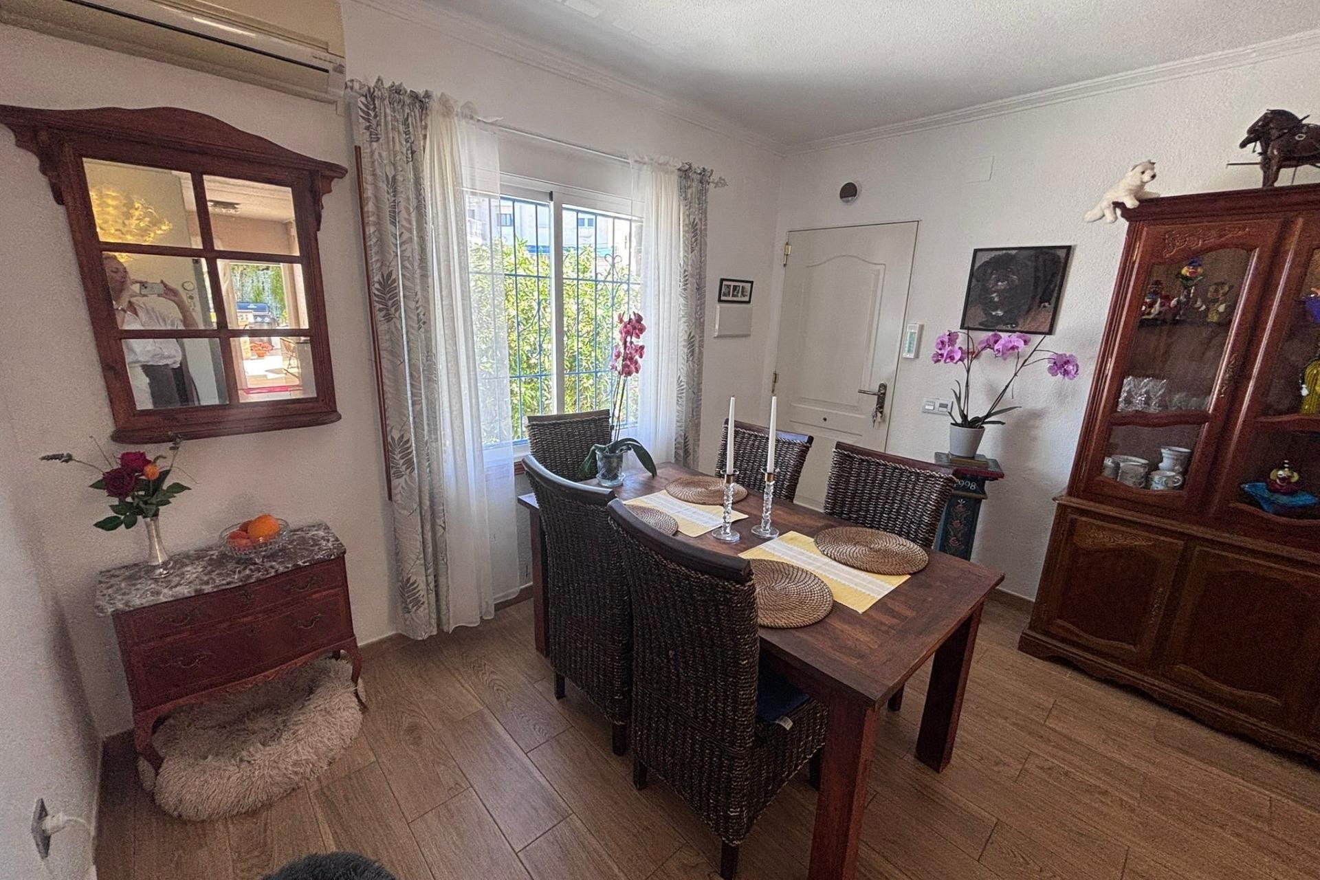 Återförsäljning - Semi Detached -
Torrevieja - Los Balcones
