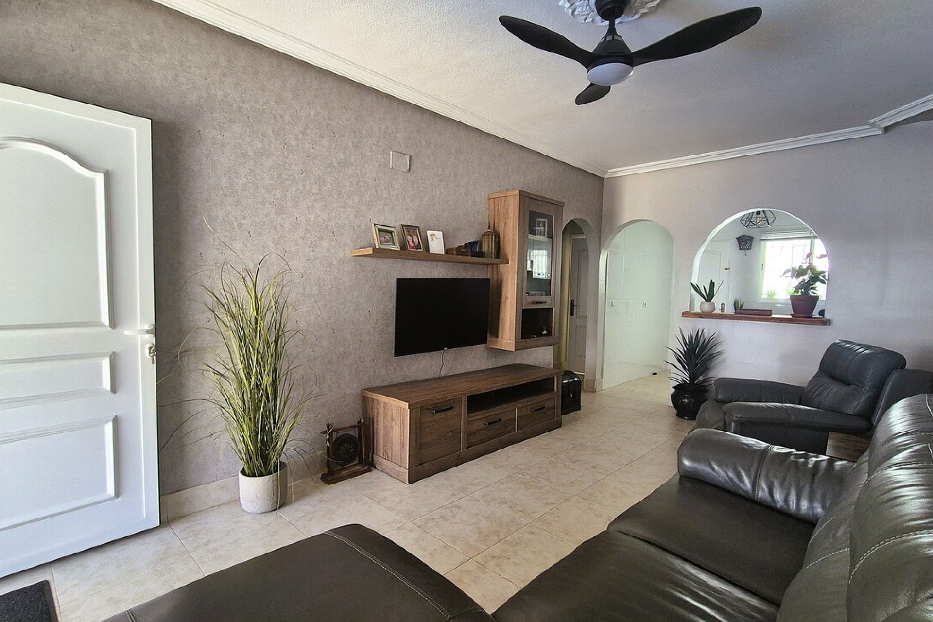Återförsäljning - Semi Detached -
Villamartin - Costa Blanca