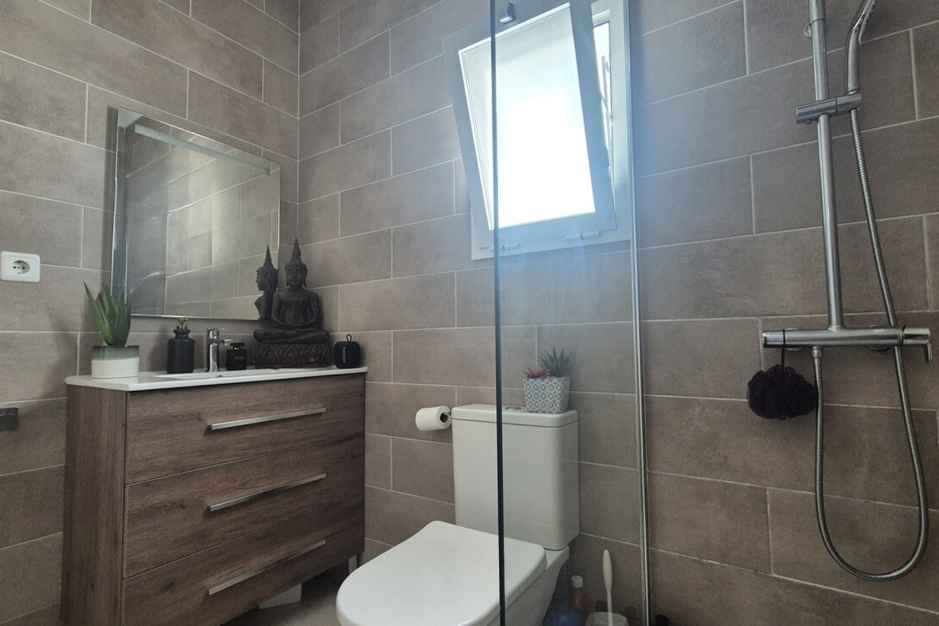 Återförsäljning - Semi Detached -
Villamartin - Costa Blanca