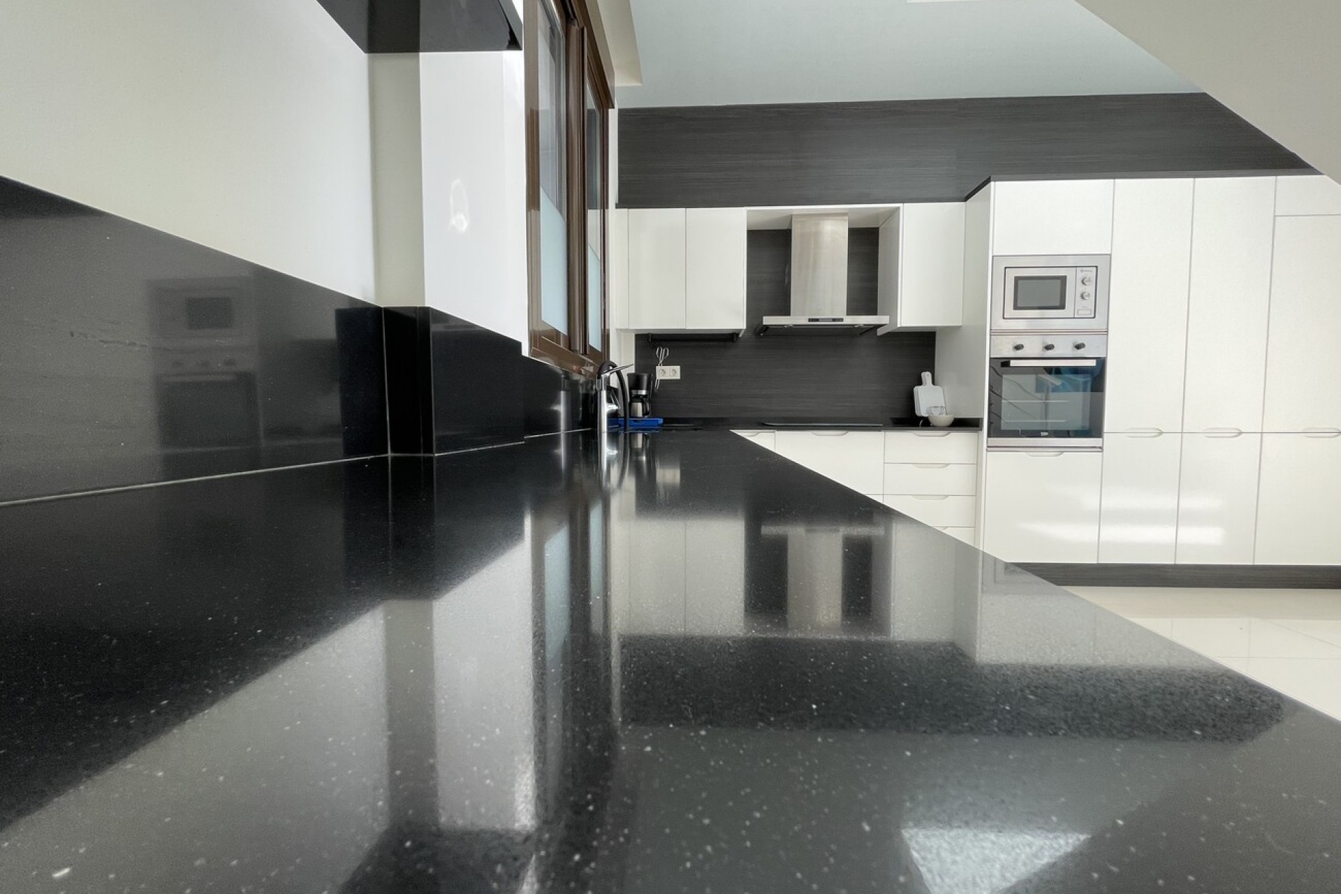 Återförsäljning - Semi Detached -
Villamartin