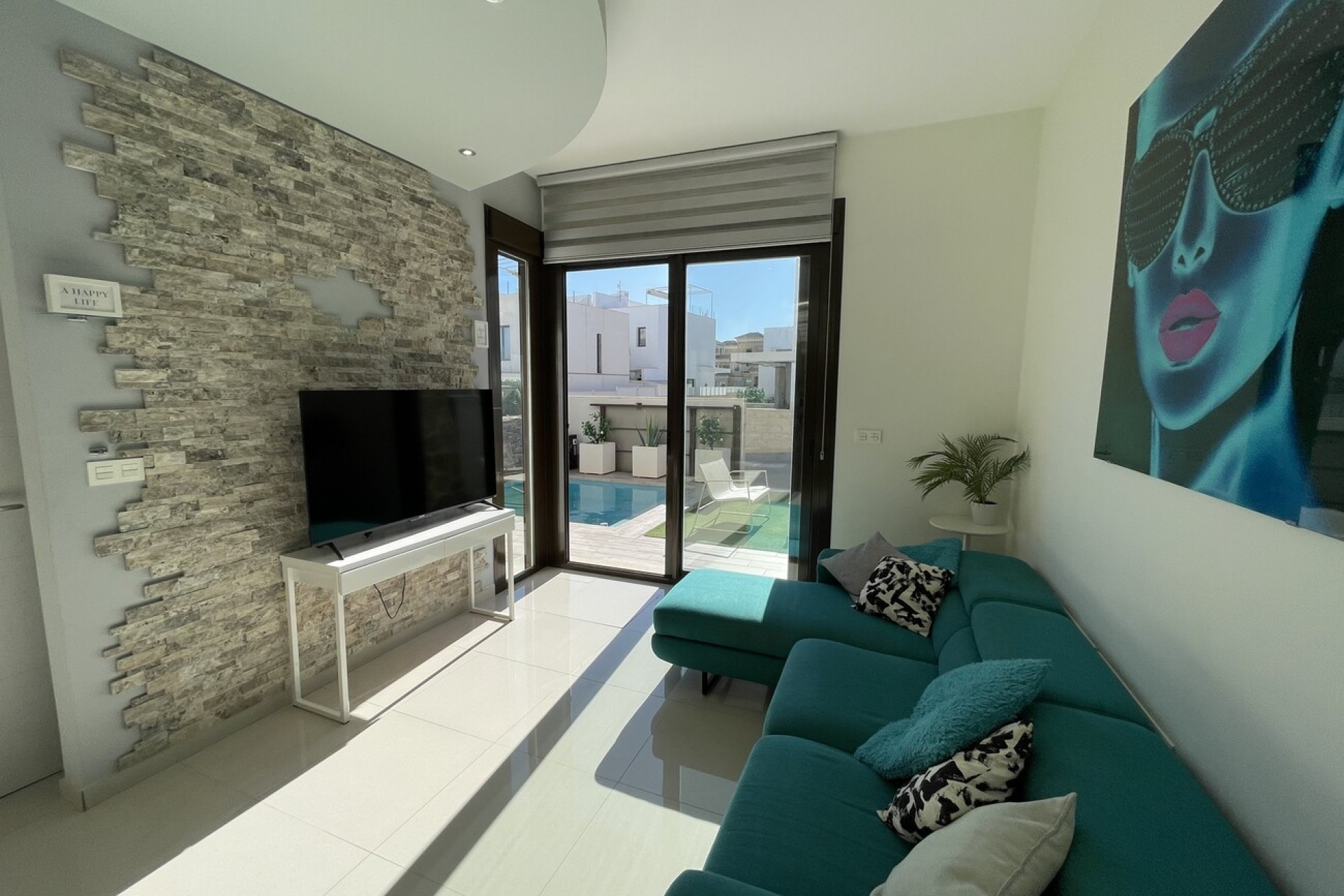 Återförsäljning - Semi Detached -
Villamartin