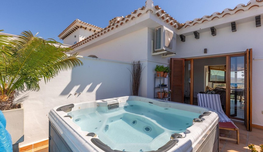 Återförsäljning - Takvåning -
Banos y Mendigo - El Valle Golf Resort