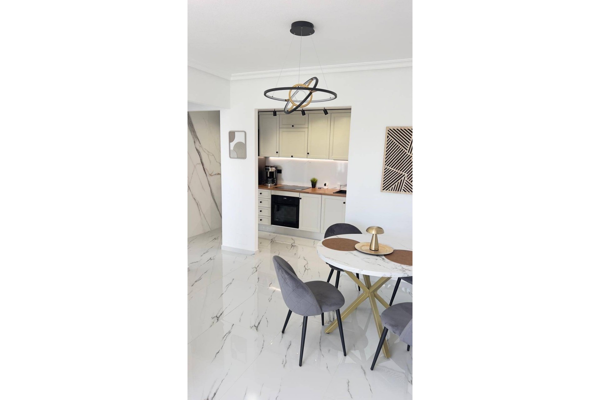 Återförsäljning - Takvåning -
Orihuela Costa - La Zenia