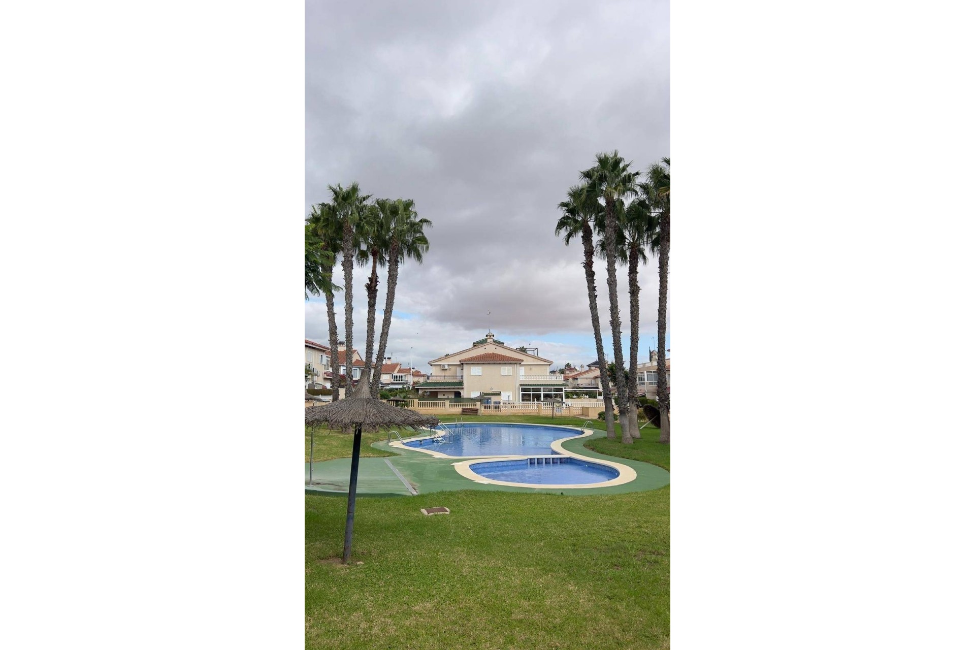 Återförsäljning - Takvåning -
Orihuela Costa - La Zenia