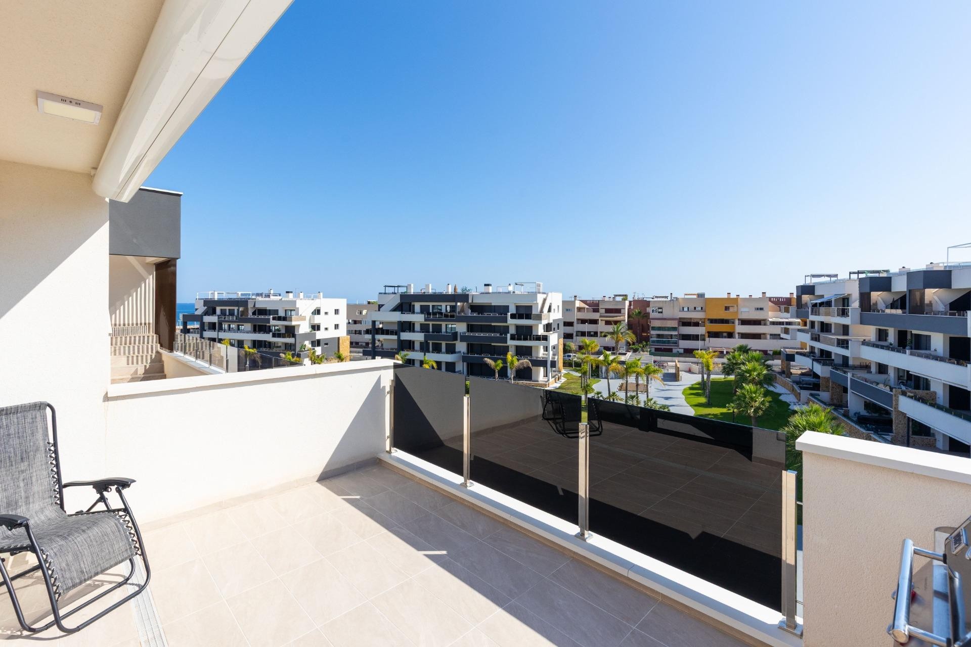 Återförsäljning - Takvåning -
Orihuela Costa - Playa Flamenca