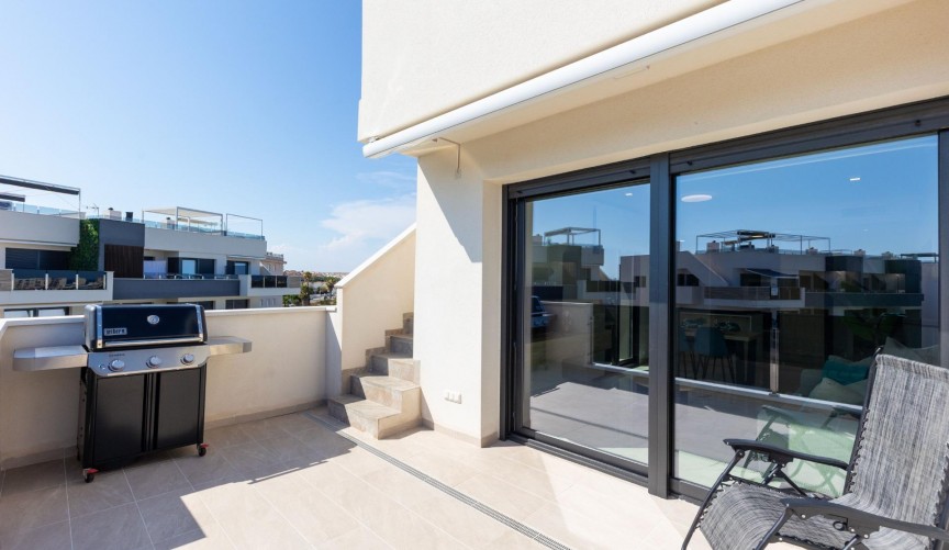 Återförsäljning - Takvåning -
Orihuela Costa - Playa Flamenca