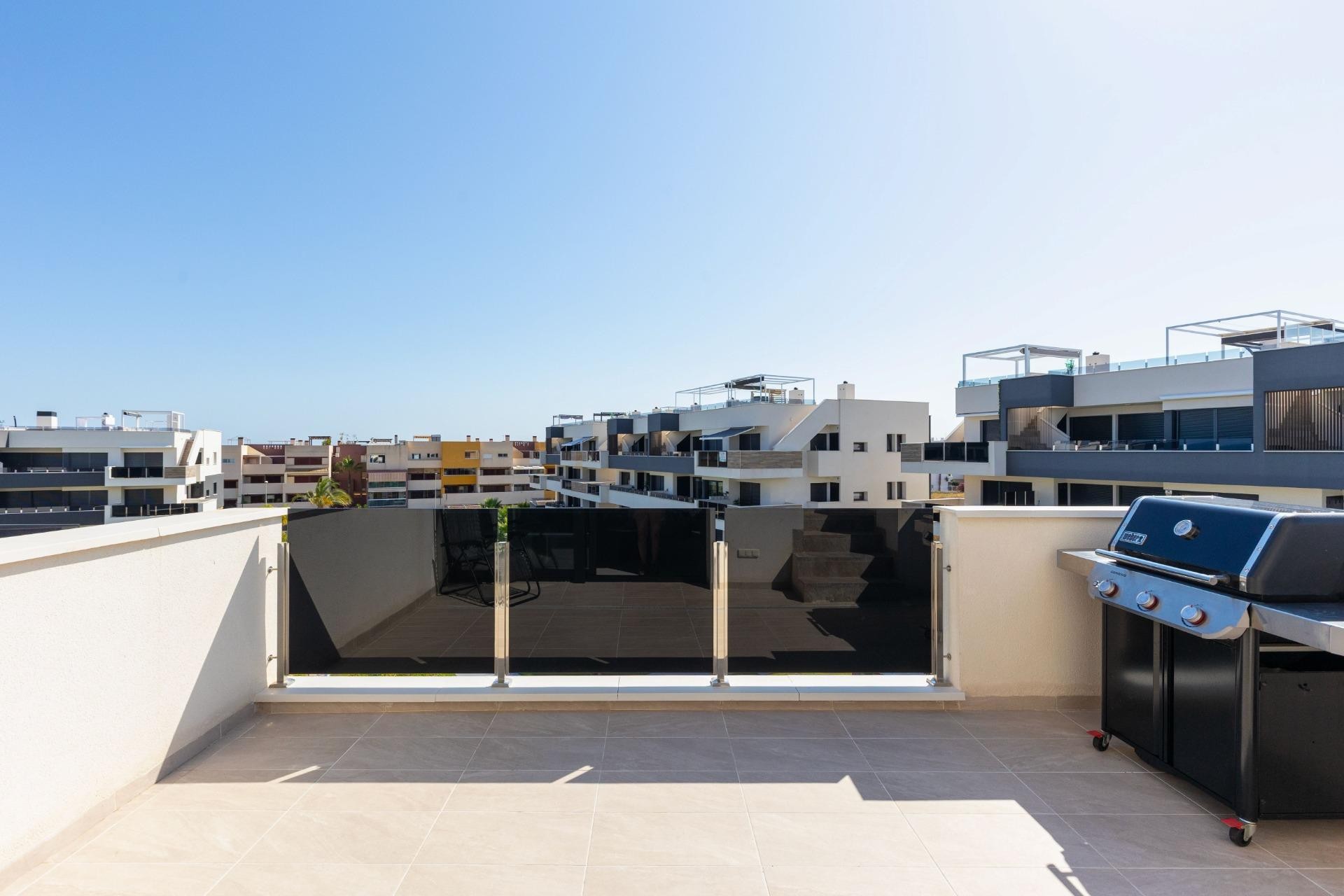 Återförsäljning - Takvåning -
Orihuela Costa - Playa Flamenca