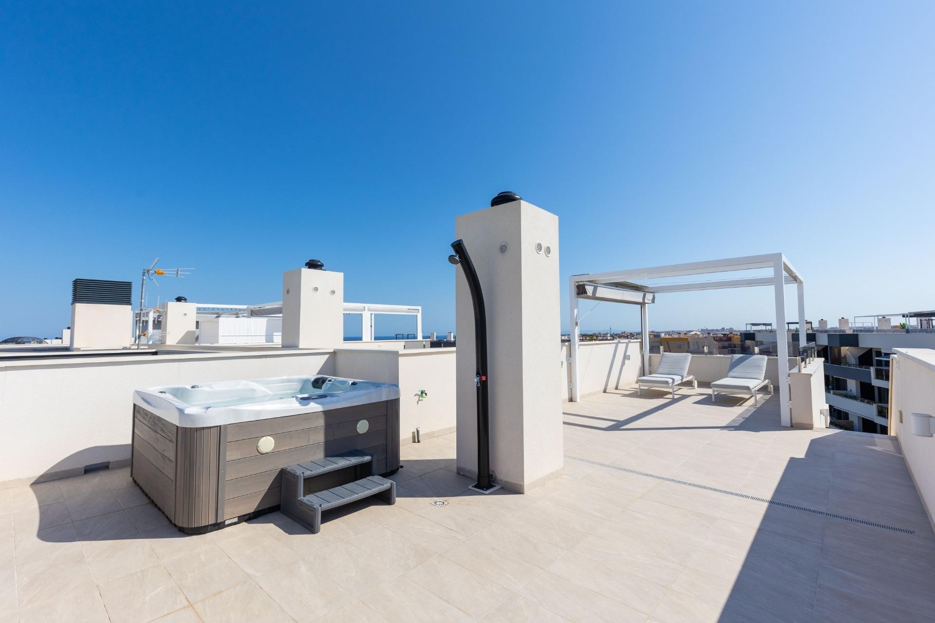 Återförsäljning - Takvåning -
Orihuela Costa - Playa Flamenca