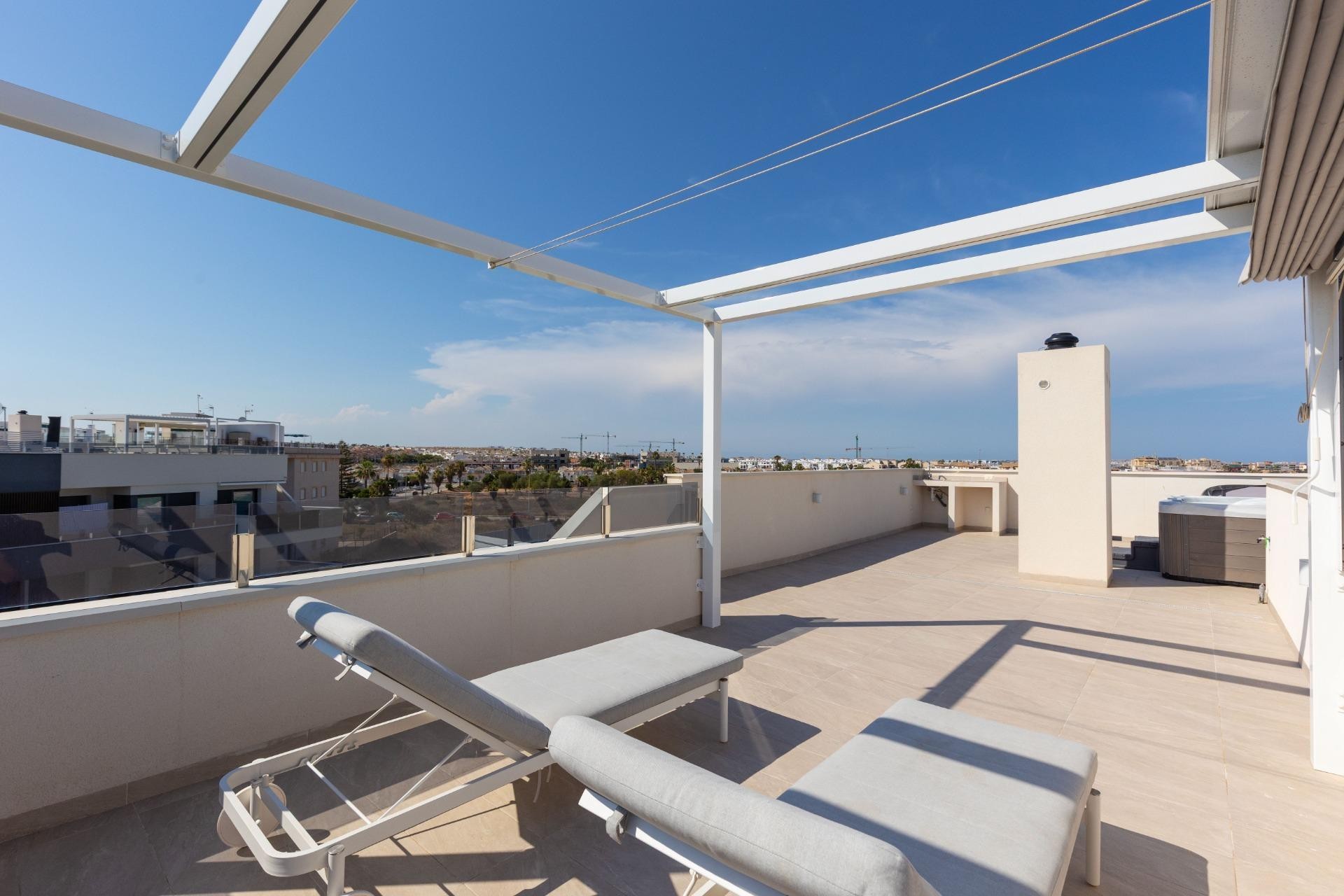 Återförsäljning - Takvåning -
Orihuela Costa - Playa Flamenca