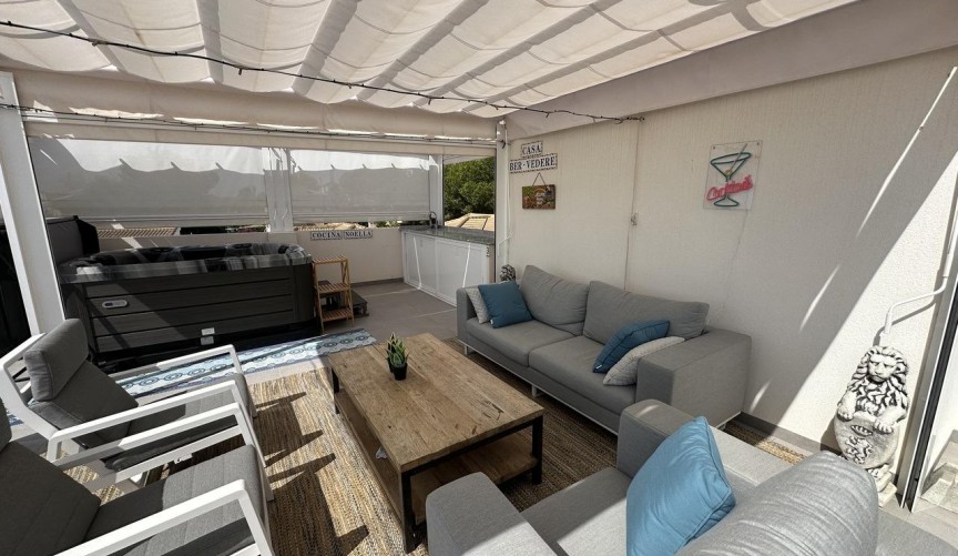 Återförsäljning - Takvåning -
Orihuela Costa - Villamartín-las Filipinas