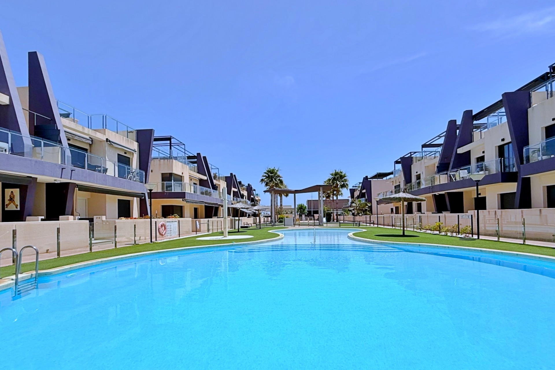 Återförsäljning - Takvåning -
Pilar de la Horadada - Costa Blanca