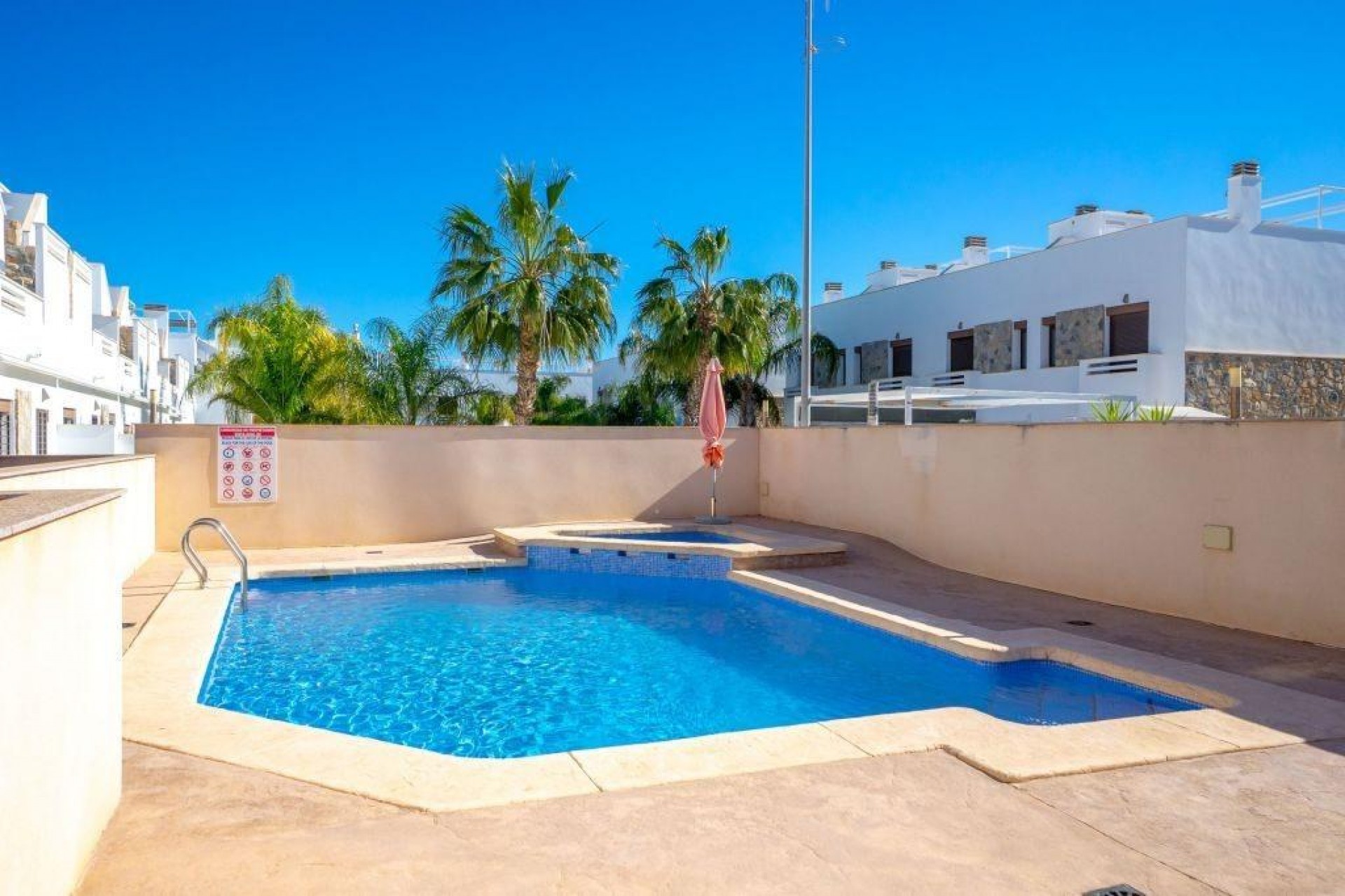 Återförsäljning - Takvåning -
Pilar de la Horadada - Costa Blanca
