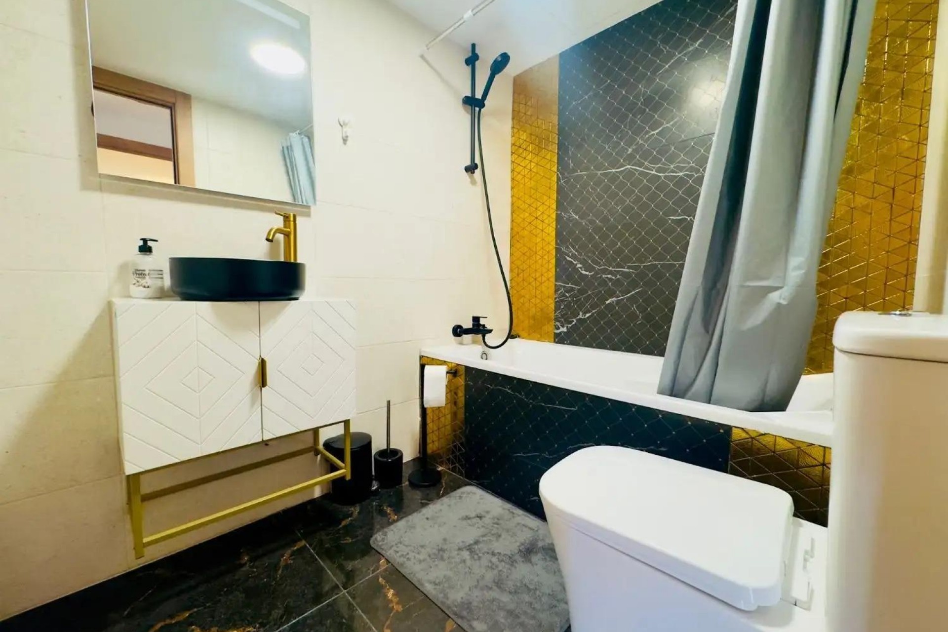 Återförsäljning - Takvåning -
Torrevieja - Acequion