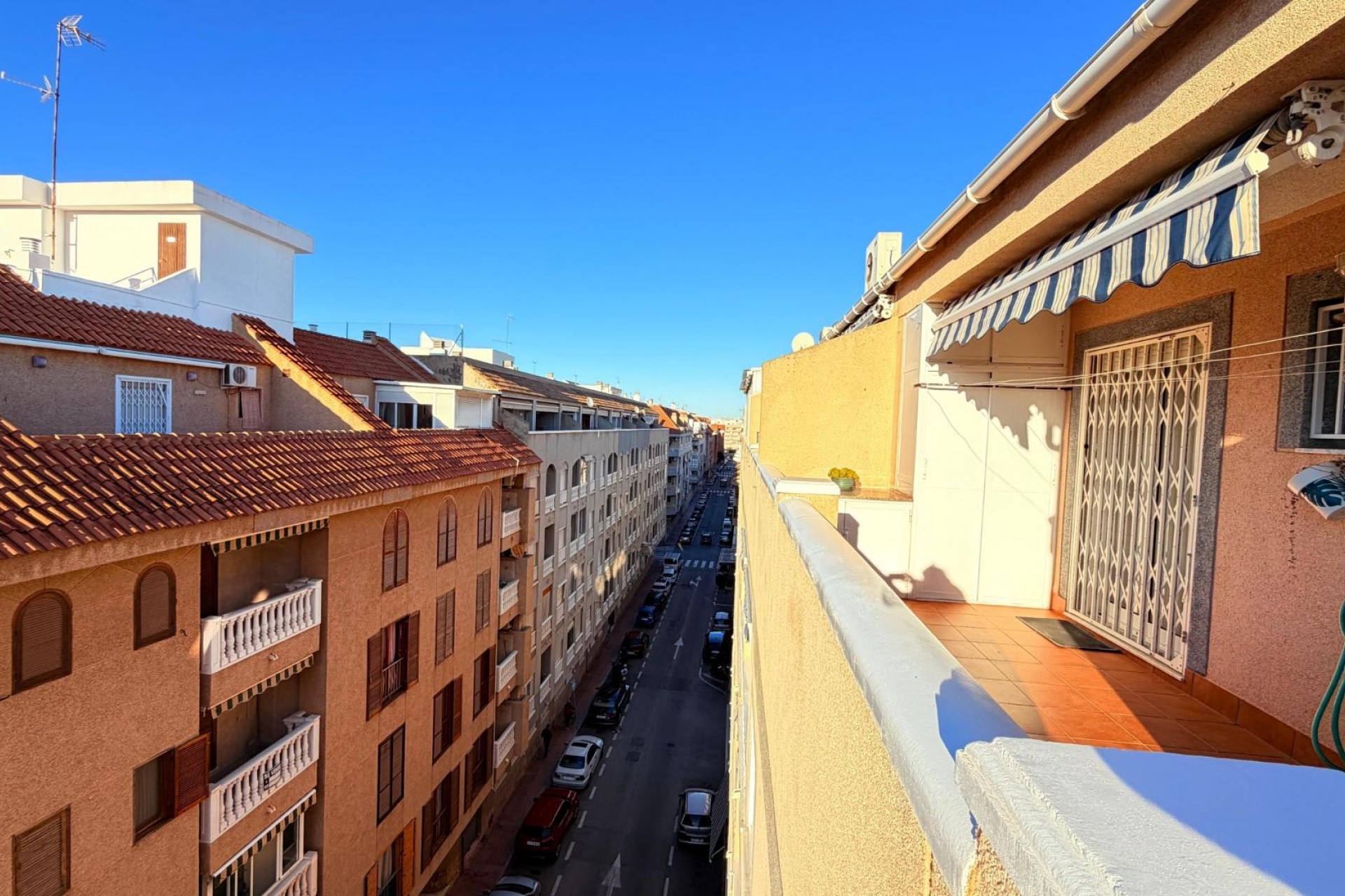 Återförsäljning - Takvåning -
Torrevieja - Acequion