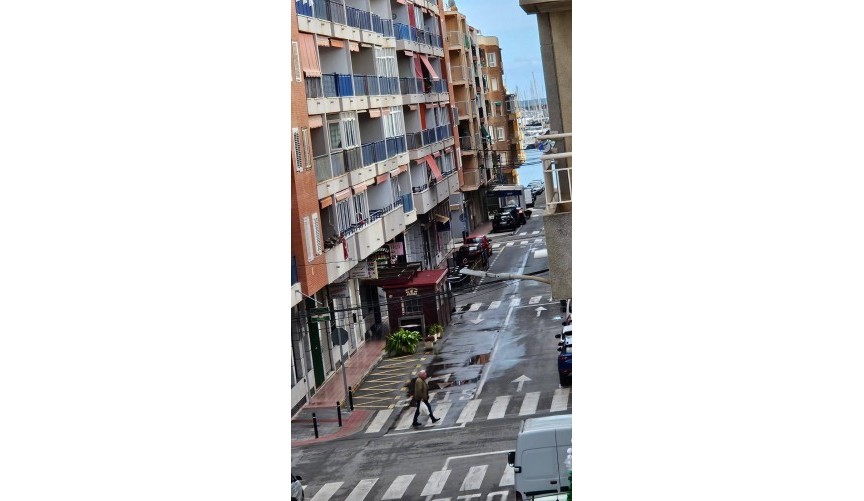 Återförsäljning - Takvåning -
Torrevieja - Acequion